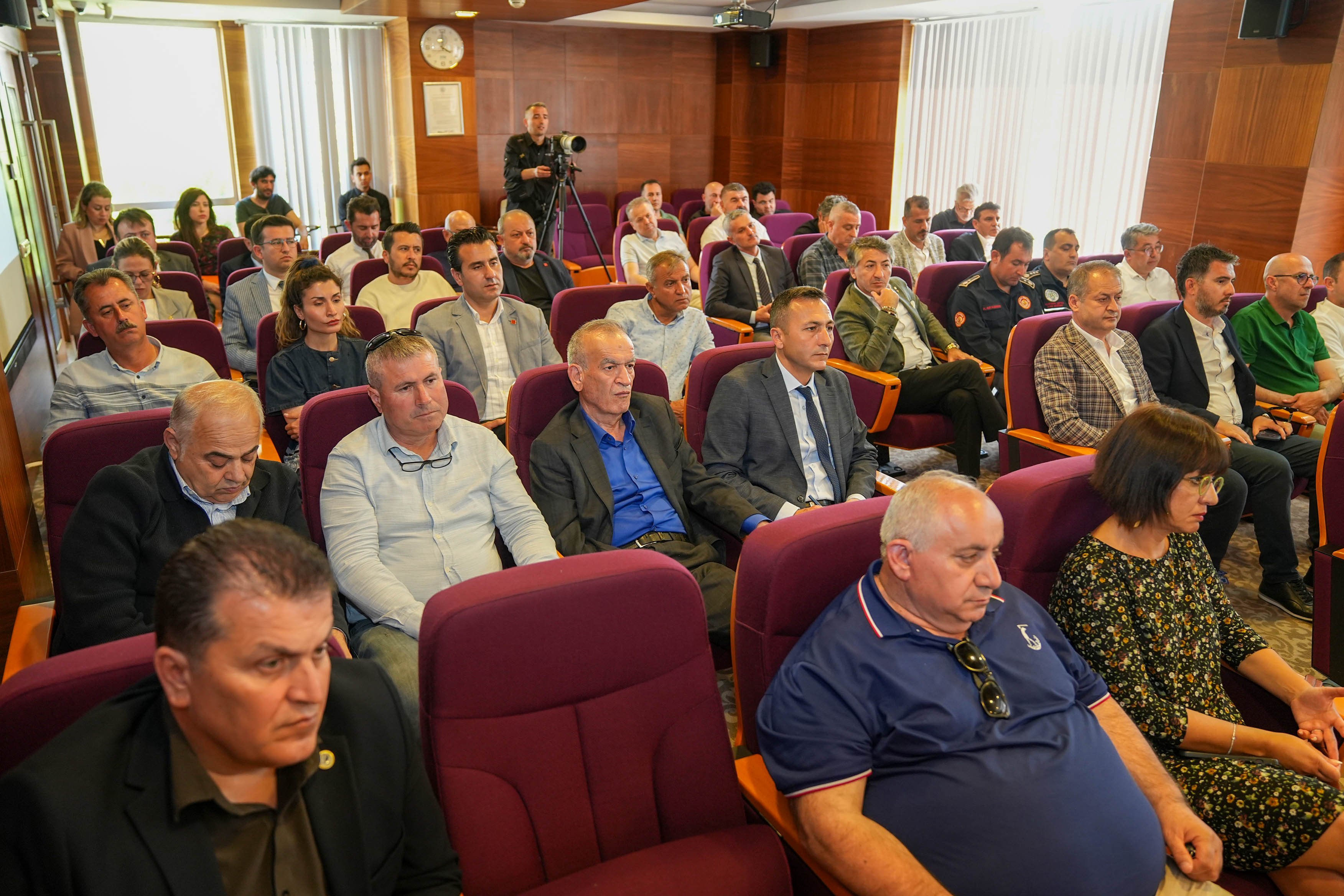 Muğla Büyükşehi̇r Beledi̇ye Başkani Ahmet Aras, Ftso’da İş Dünyasinin Talepleri̇ni̇ Di̇nledi̇ (4)