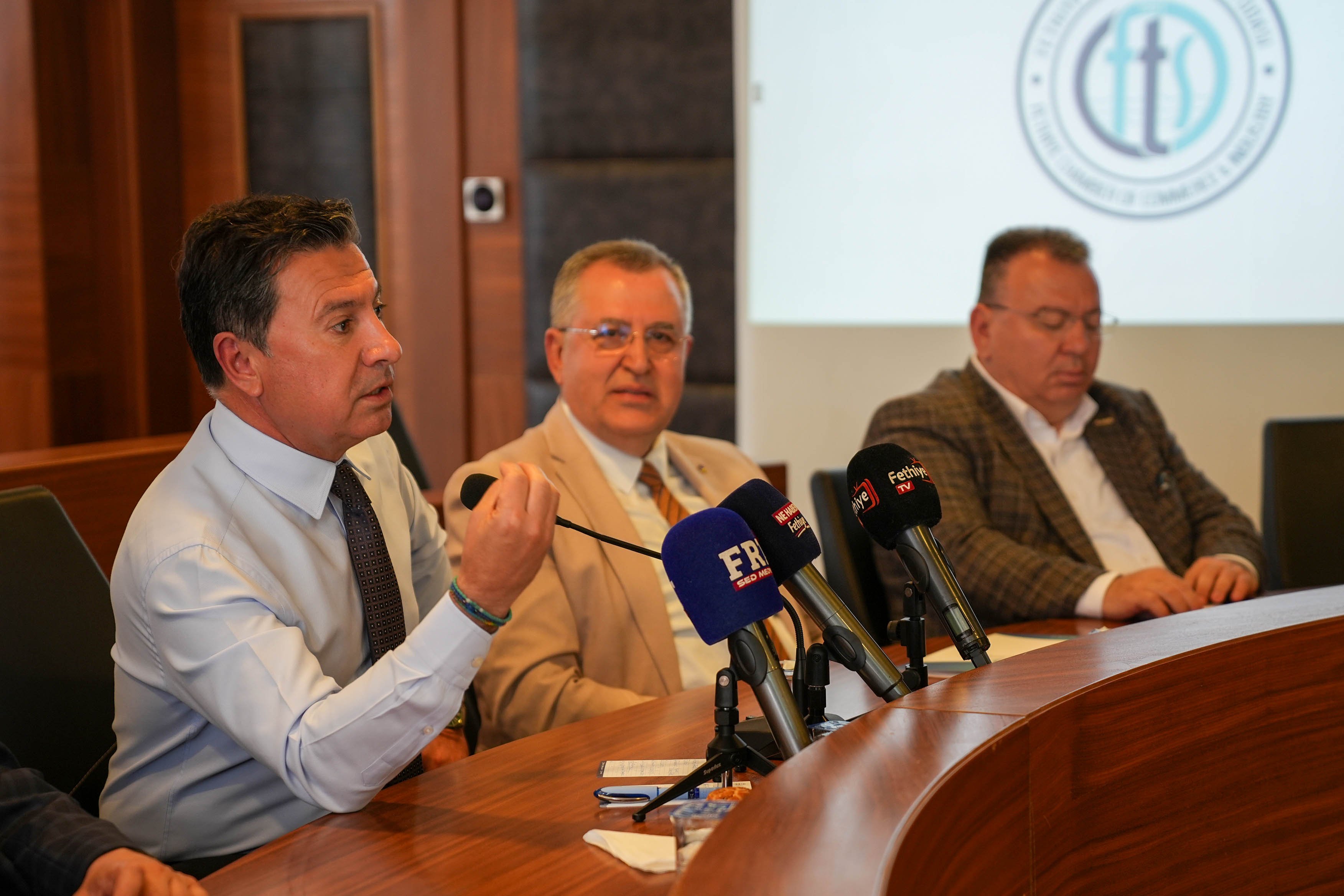 Muğla Büyükşehi̇r Beledi̇ye Başkani Ahmet Aras, Ftso’da İş Dünyasinin Talepleri̇ni̇ Di̇nledi̇ (5)