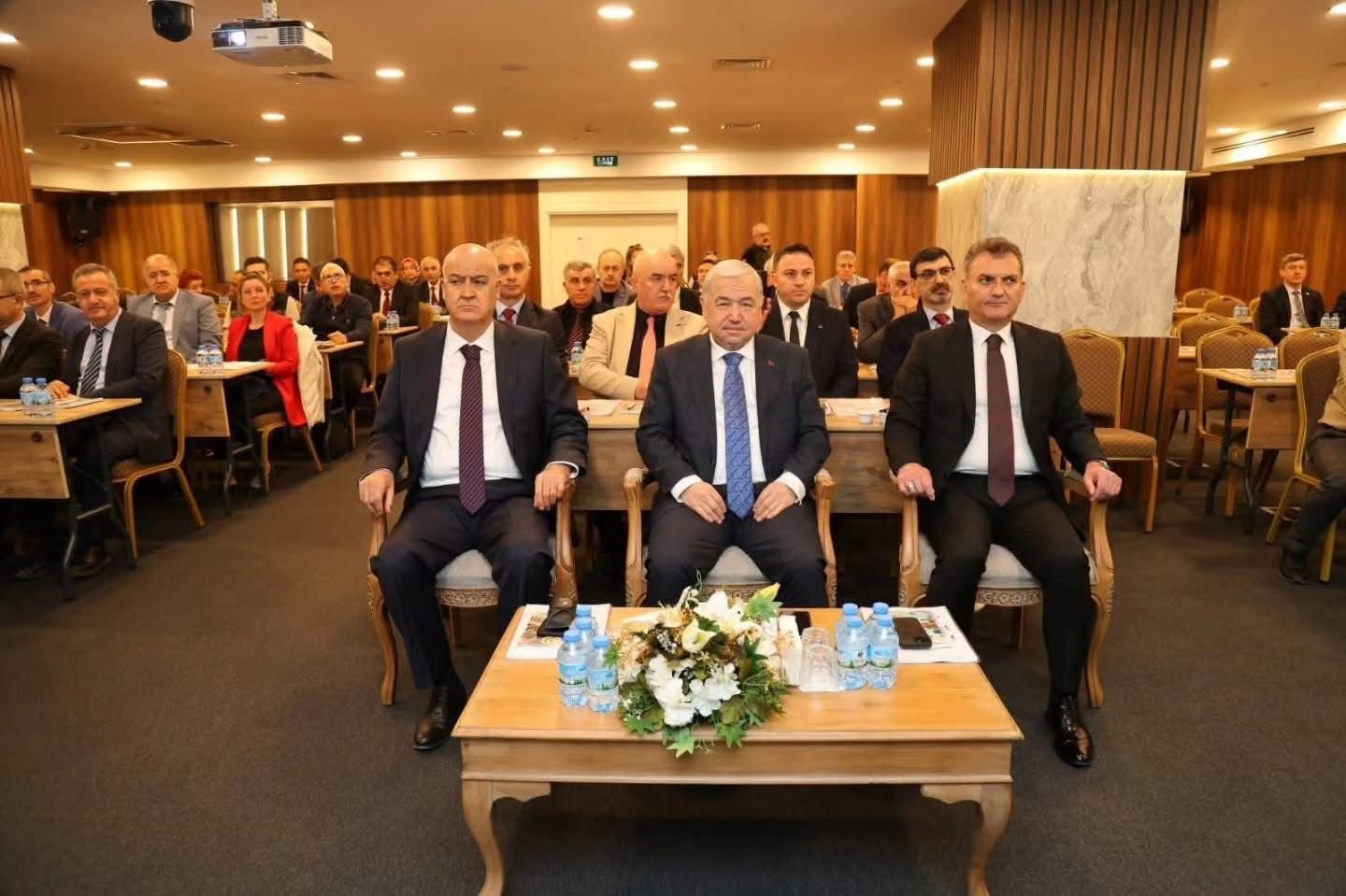 Muğla Orman Bölge Müdürlüğü’nün Eğitim Semineri Fethiye’de Başladı (4)