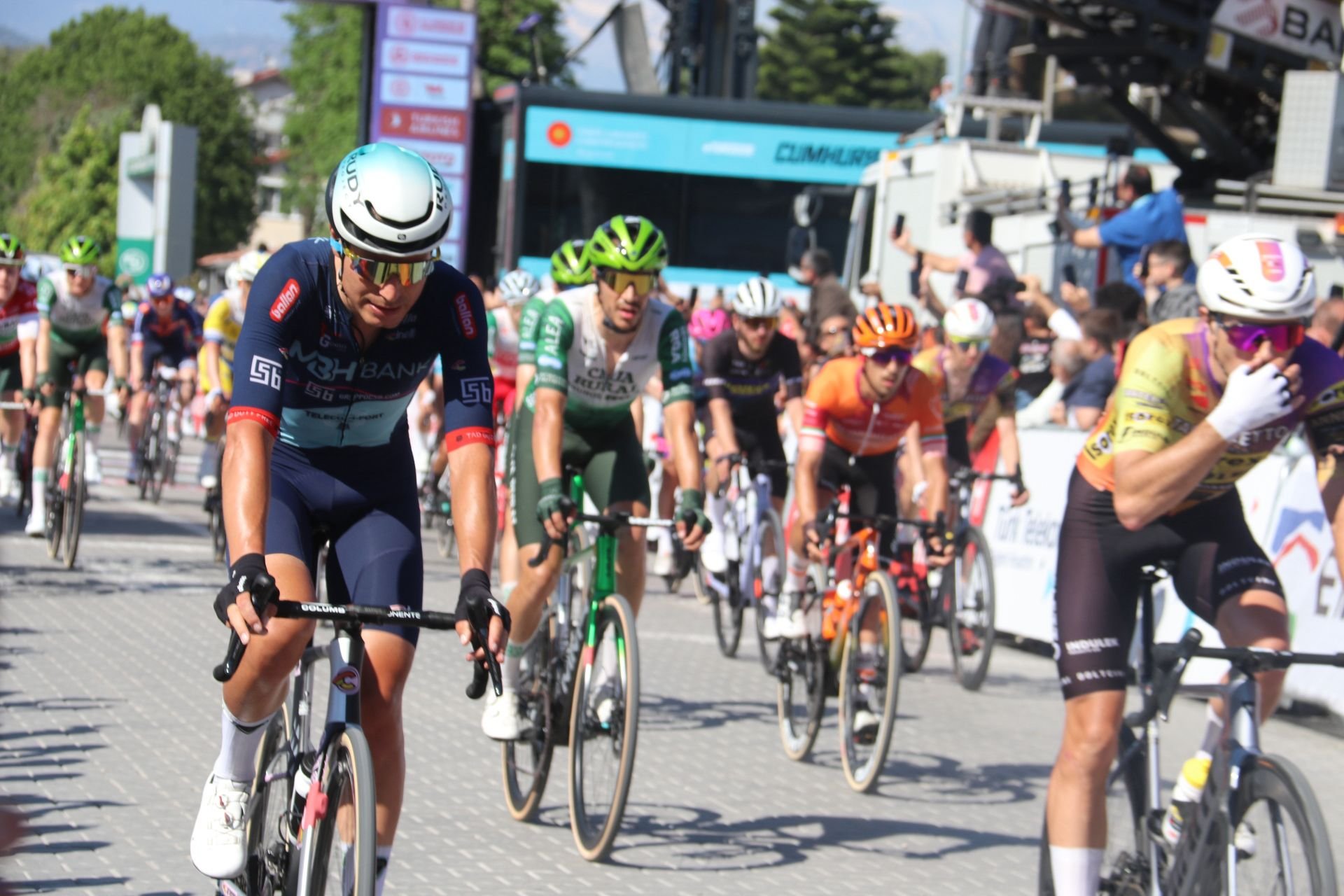 Pedallar Fethiye’de Durdu 4. Etabın Galibi Aniolkowski (2)