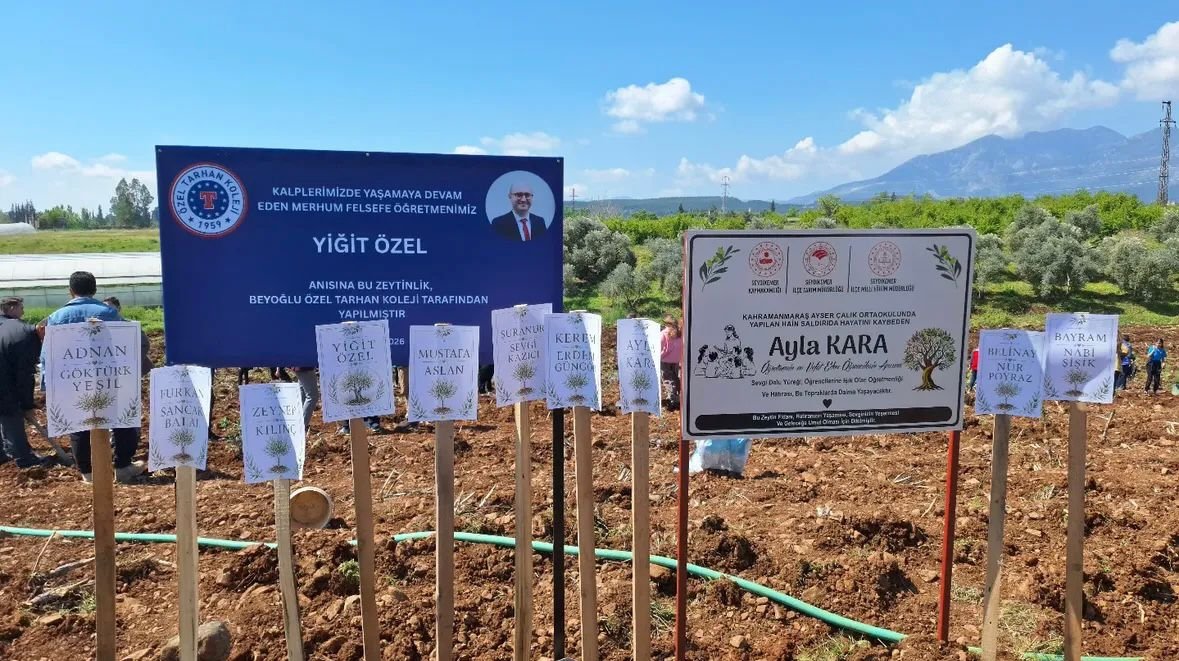 Şehit Öğretmenler Anısına Seydikemer'de Fidan Dikimi Etkinliği Düzenlendi (3)