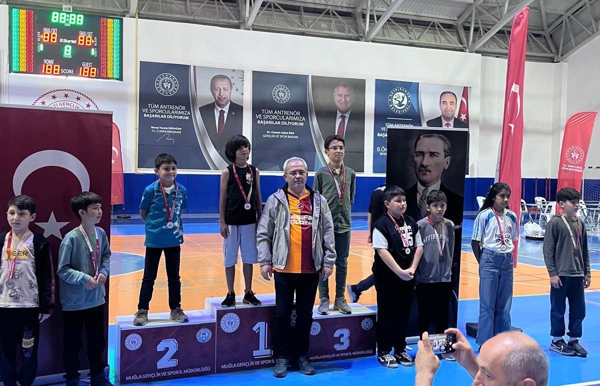 Seydi̇kemer Satranç Turnuvasi Tamamlandi (2)