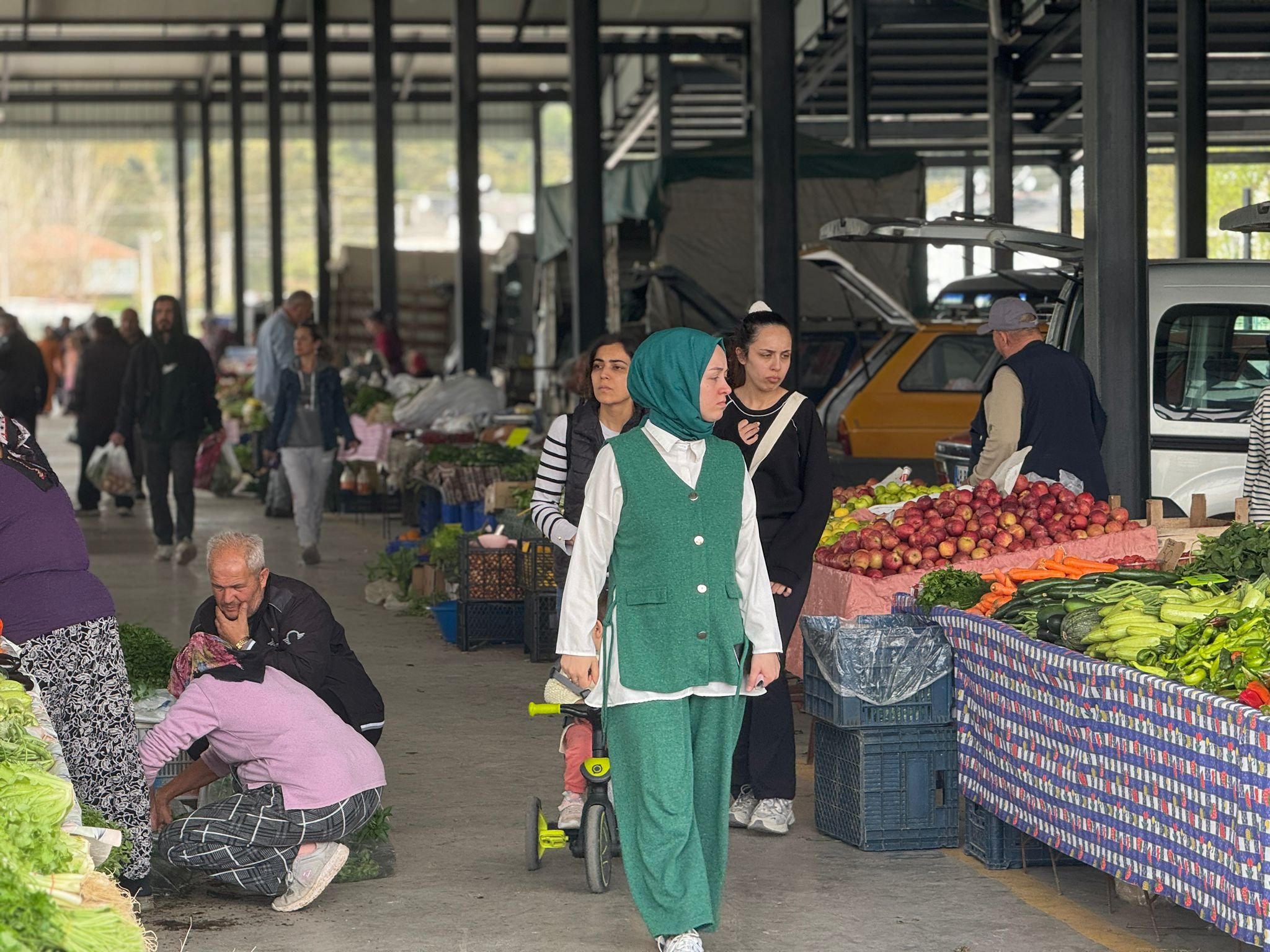 Seydi̇kemer Üreti̇ci̇ Pazarinda Durgunluk Esnaf Yazi Bekli̇yor (1)