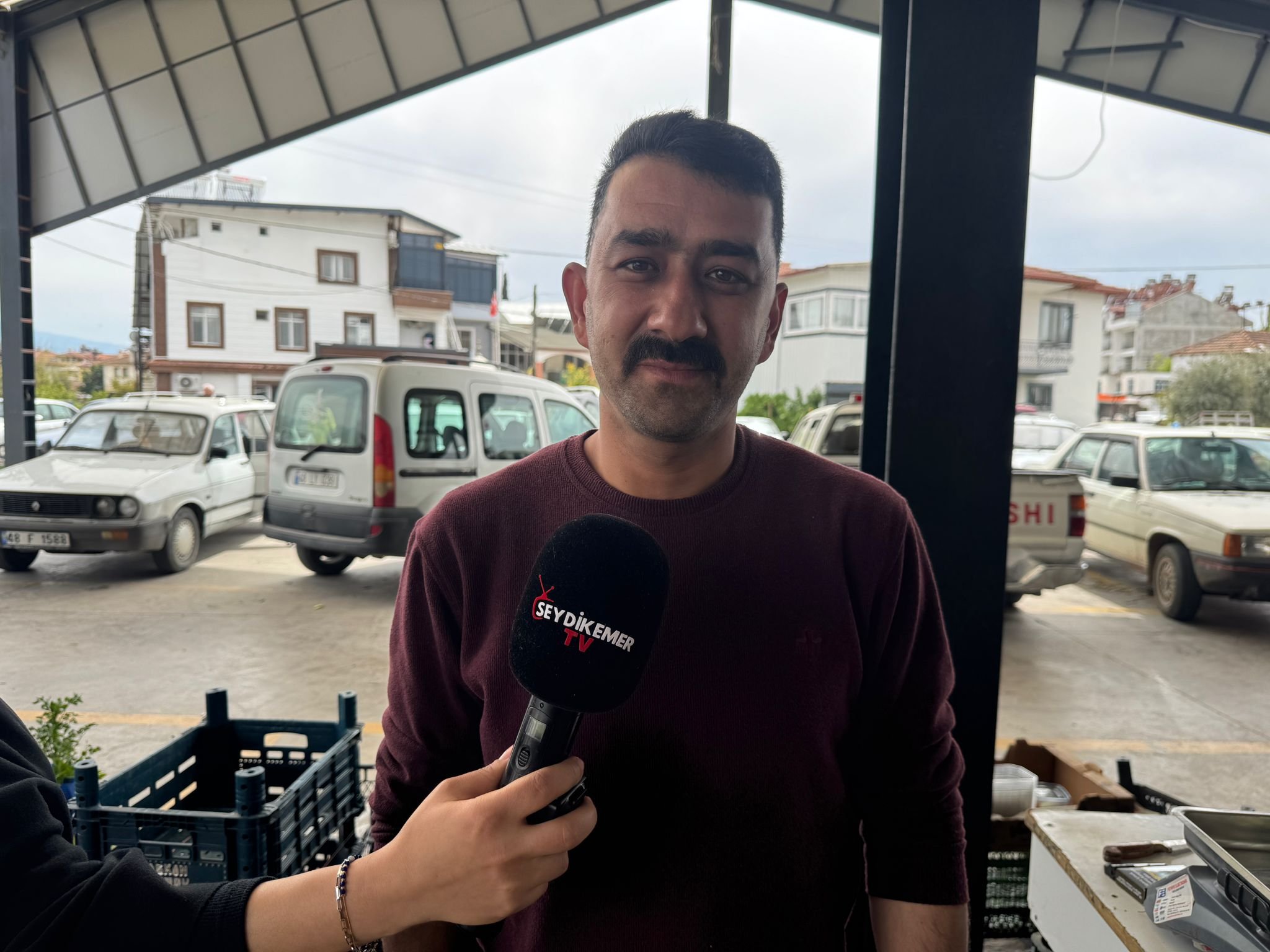 Seydi̇kemer Üreti̇ci̇ Pazarinda Durgunluk Esnaf Yazi Bekli̇yor (2)