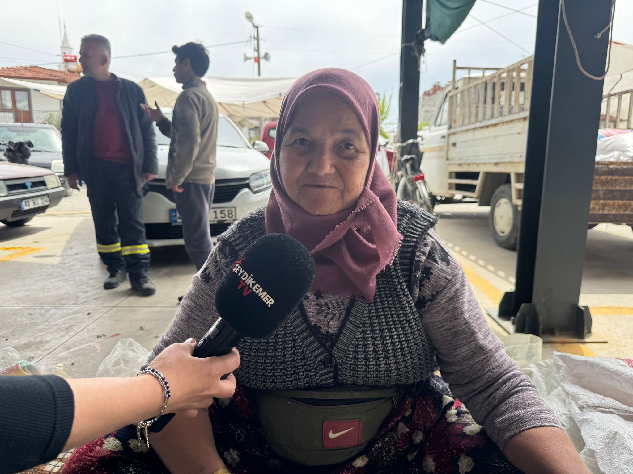 Seydi̇kemer Üreti̇ci̇ Pazarinda Durgunluk Esnaf Yazi Bekli̇yor (8)