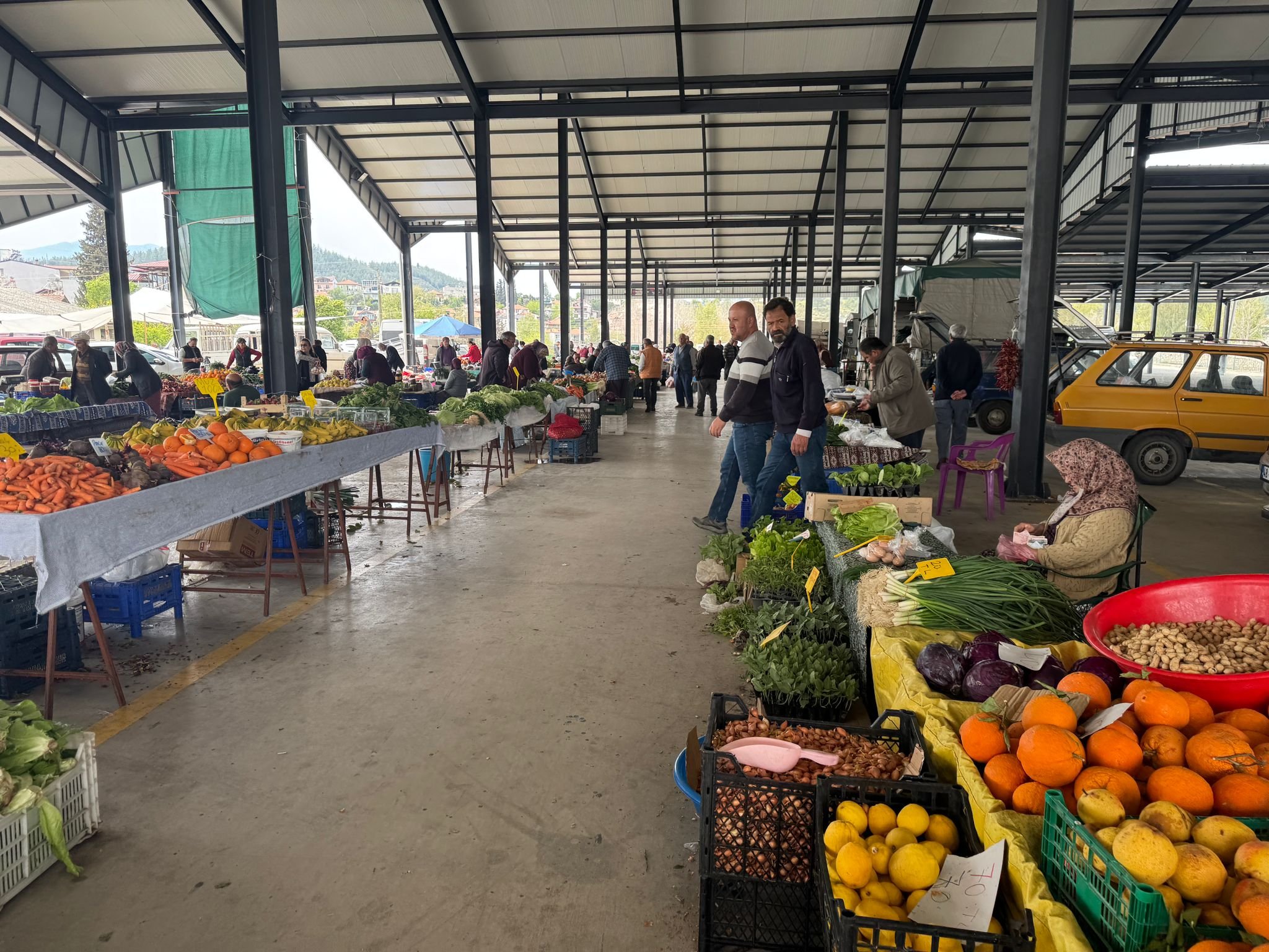 Seydi̇kemer Üreti̇ci̇ Pazarinda Durgunluk Esnaf Yazi Bekli̇yor (9)