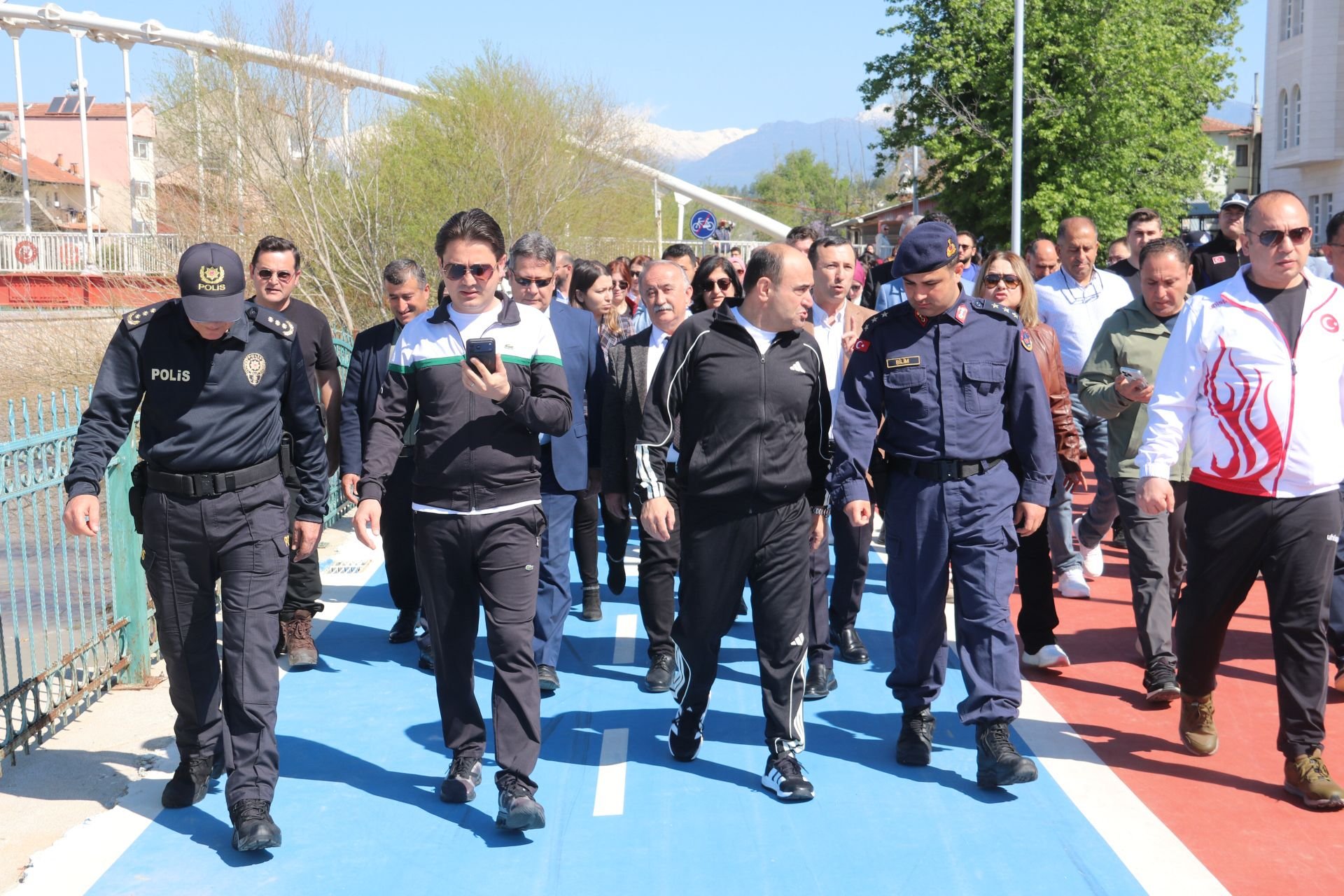 Seydi̇kemer’de Dünya Sağlik Günü Farkindalik Yürüyüşü Düzenlendi̇ (4)