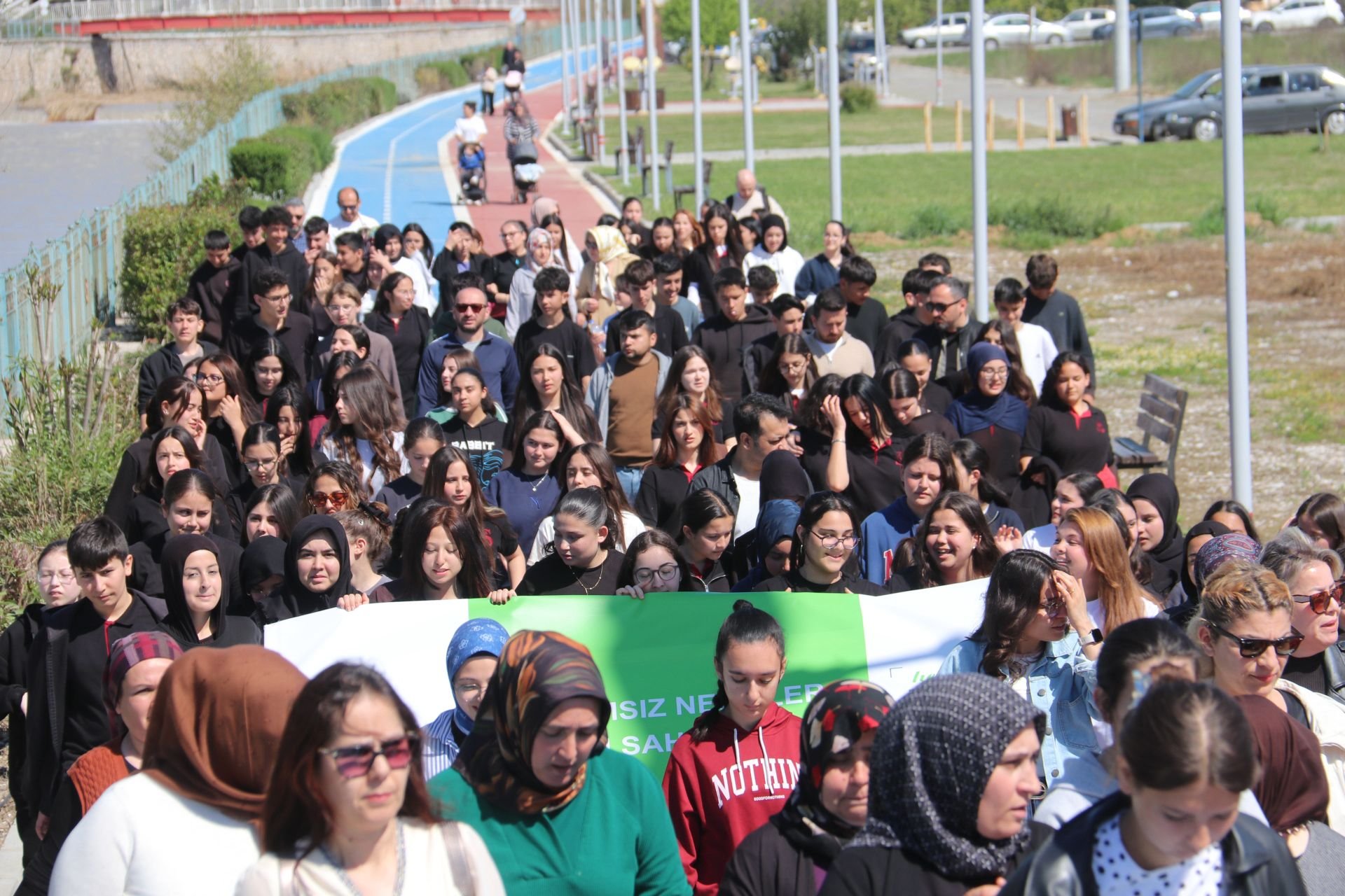 Seydi̇kemer’de Dünya Sağlik Günü Farkindalik Yürüyüşü Düzenlendi̇ (9)