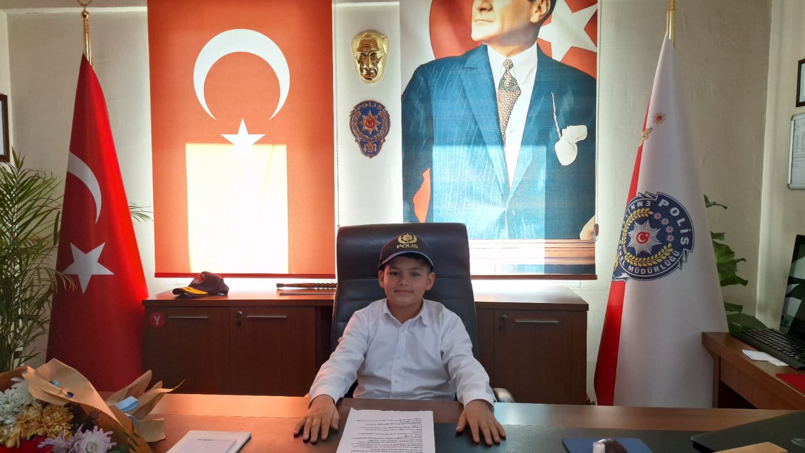 Seydikemer’de Emniyet Müdürlüğü Makamı Miniklere Emanet (5)