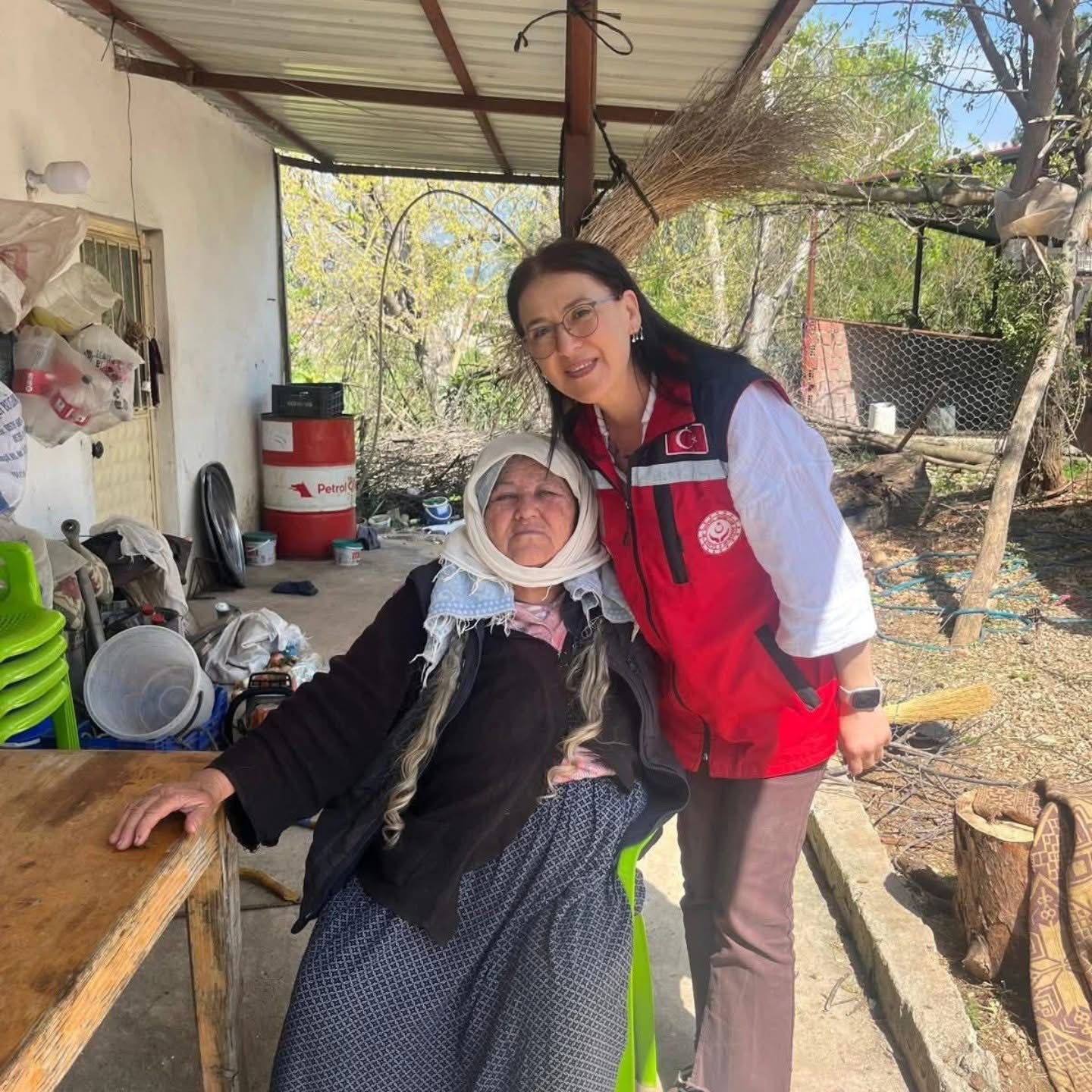 Seydikemer'de Şehit Aileleri Ve Gazilere Anlamlı Ziyaret (2)