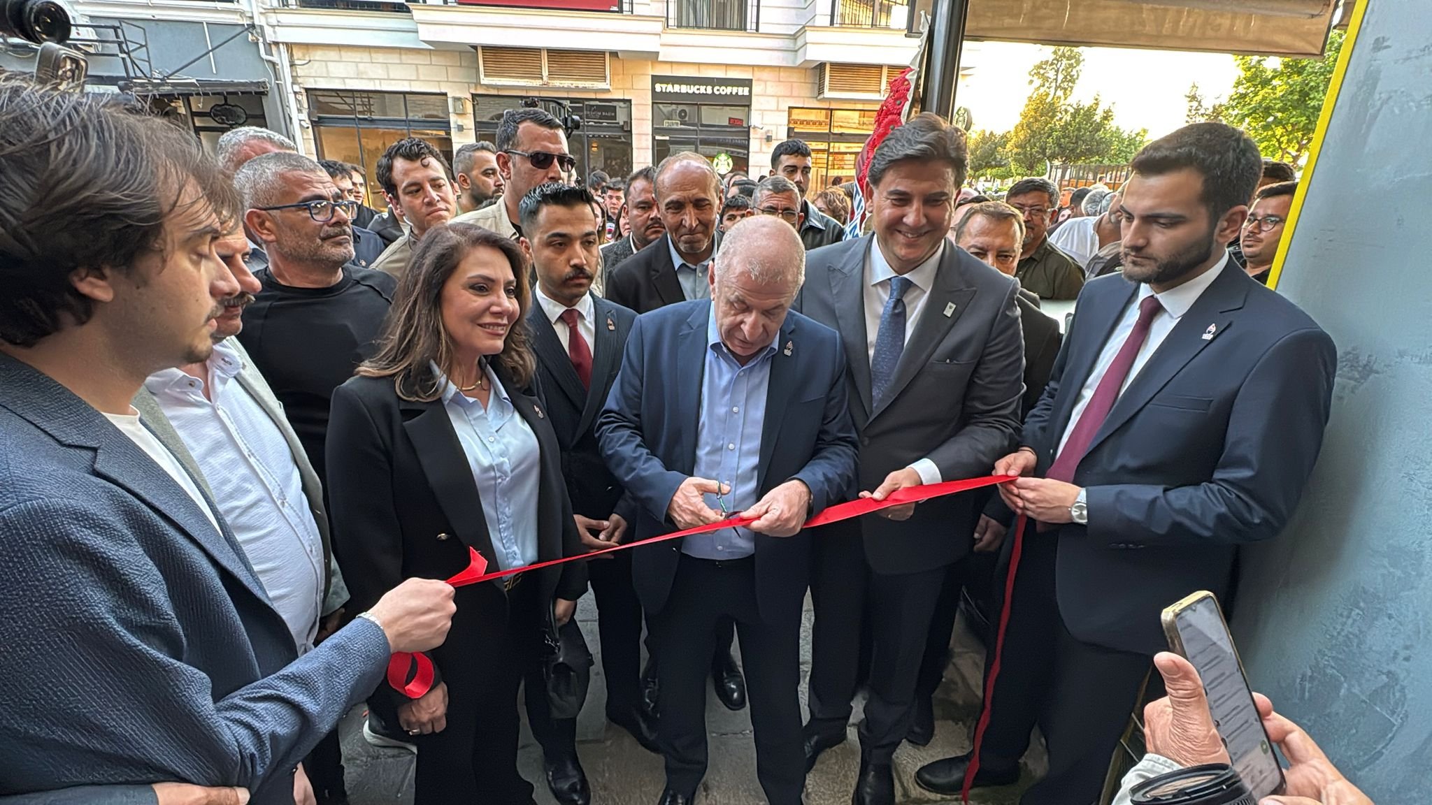 Ümit Özdağ, Fethiye’de İlçe Başkanlığı Açılışına Katıldı (11)