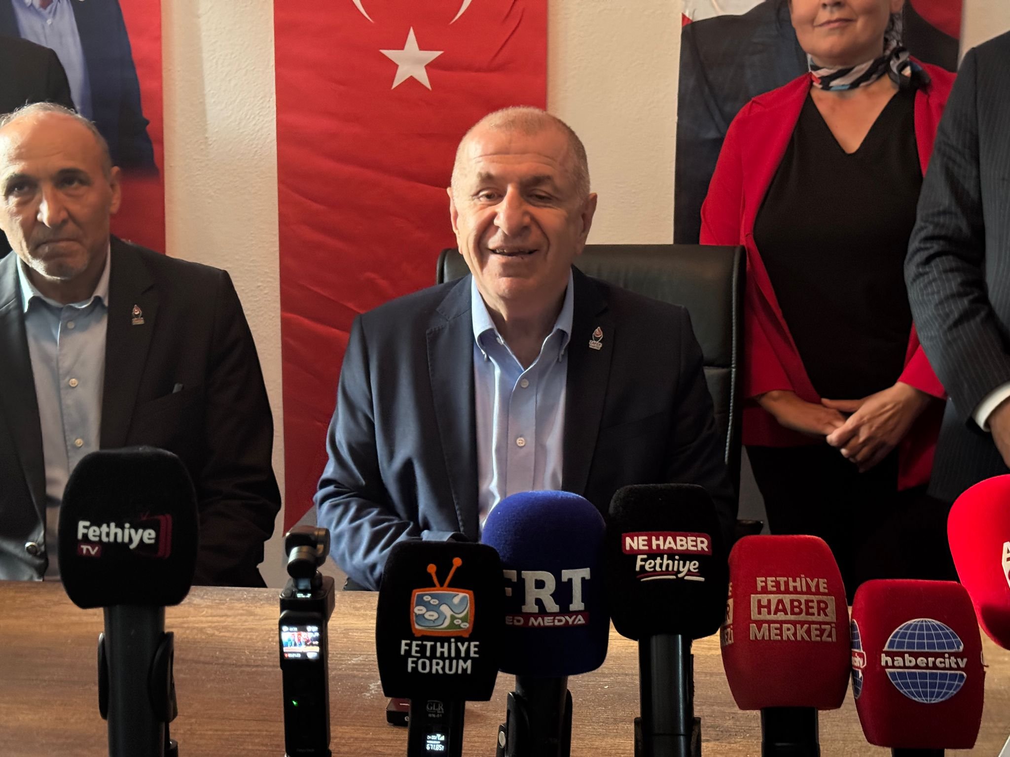 Ümit Özdağ, Fethiye’de İlçe Başkanlığı Açılışına Katıldı (3)