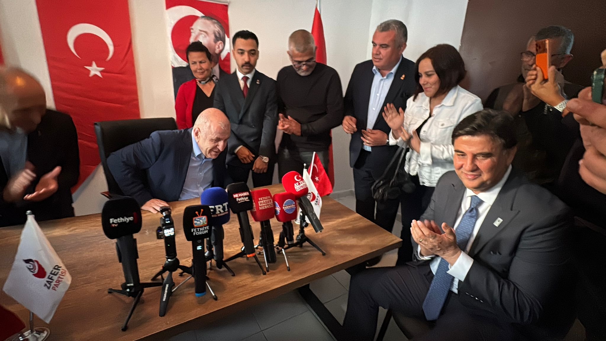 Ümit Özdağ, Fethiye’de İlçe Başkanlığı Açılışına Katıldı (4)