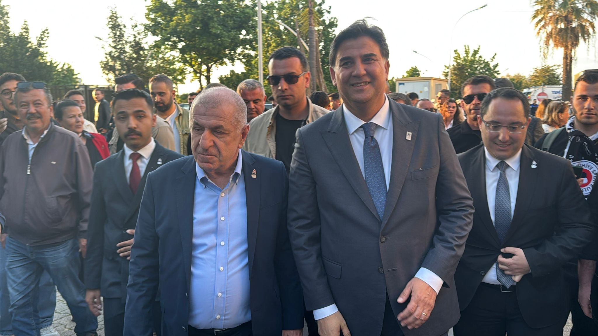 Ümit Özdağ, Fethiye’de İlçe Başkanlığı Açılışına Katıldı (9)