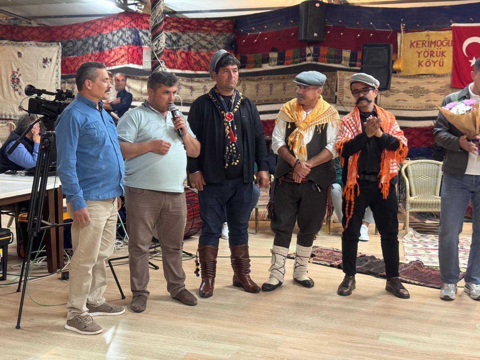 Ümmet Çelik’le “Diyardan Diyara” Sezonu Coşkuyla Kapattı (9)