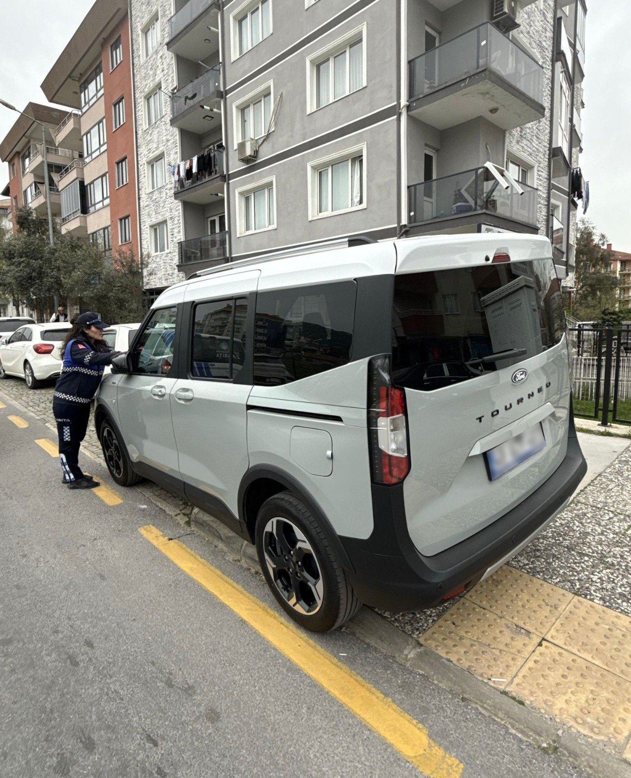 Yaya Kaldırımlarında Zabıta Denetimleri (4)