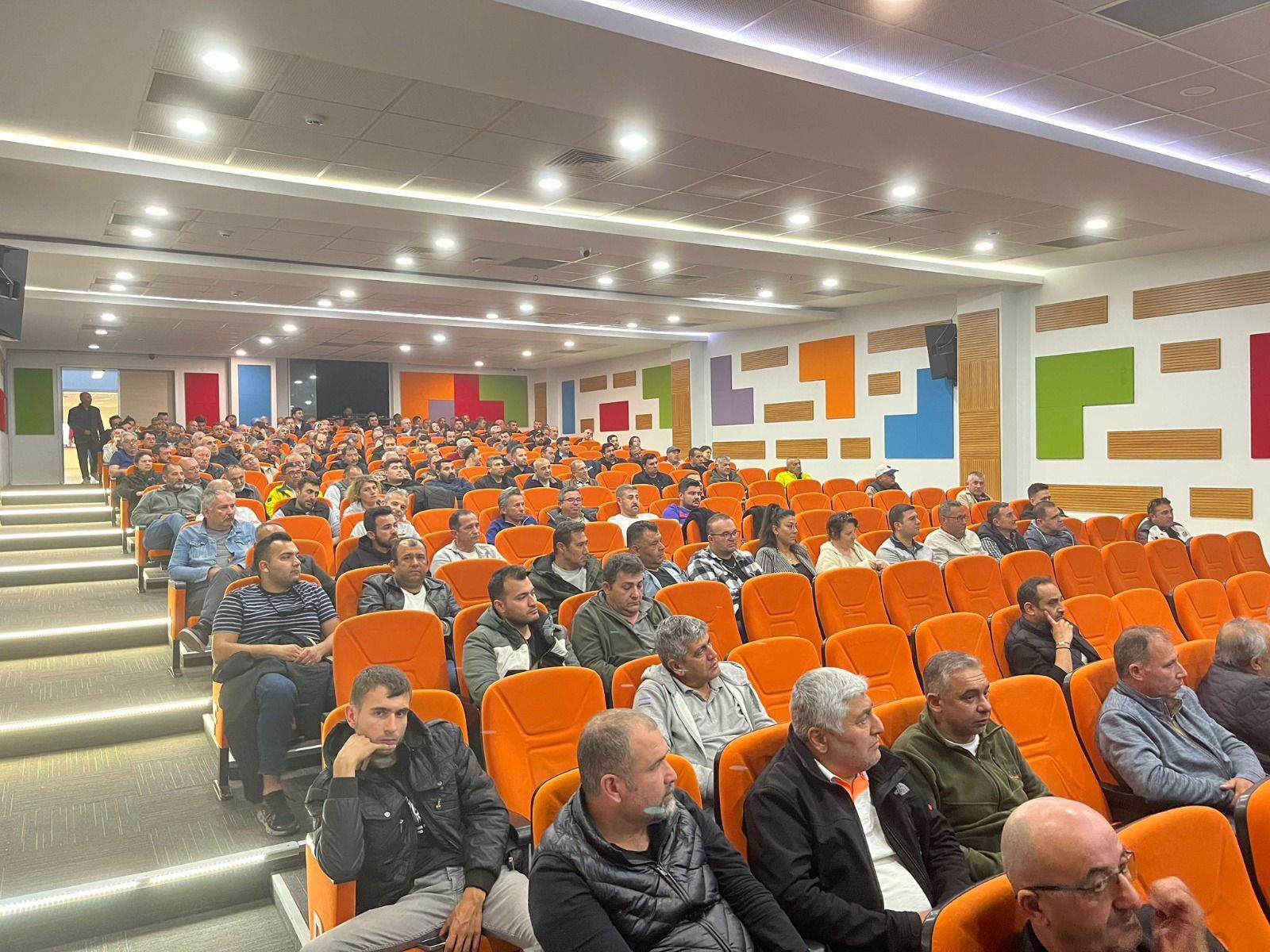 2 Bin 750 Şoföre Mesleki Gelişim Eğitimi Verildi (4)