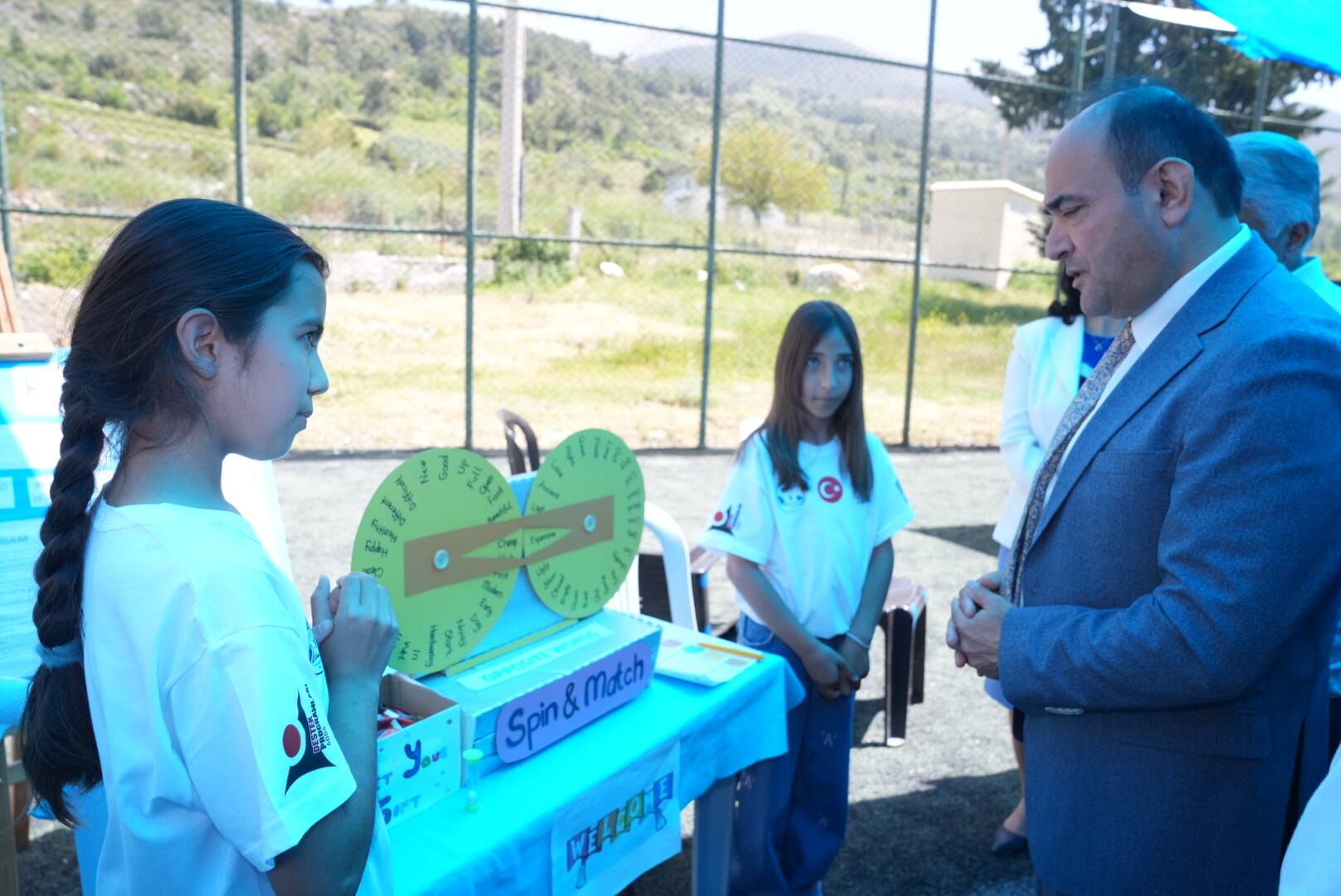 Arsa Ortaokulu’nda Tübi̇tak 4006 Bilim Fuarı Büyük İlgi Gördü (2)