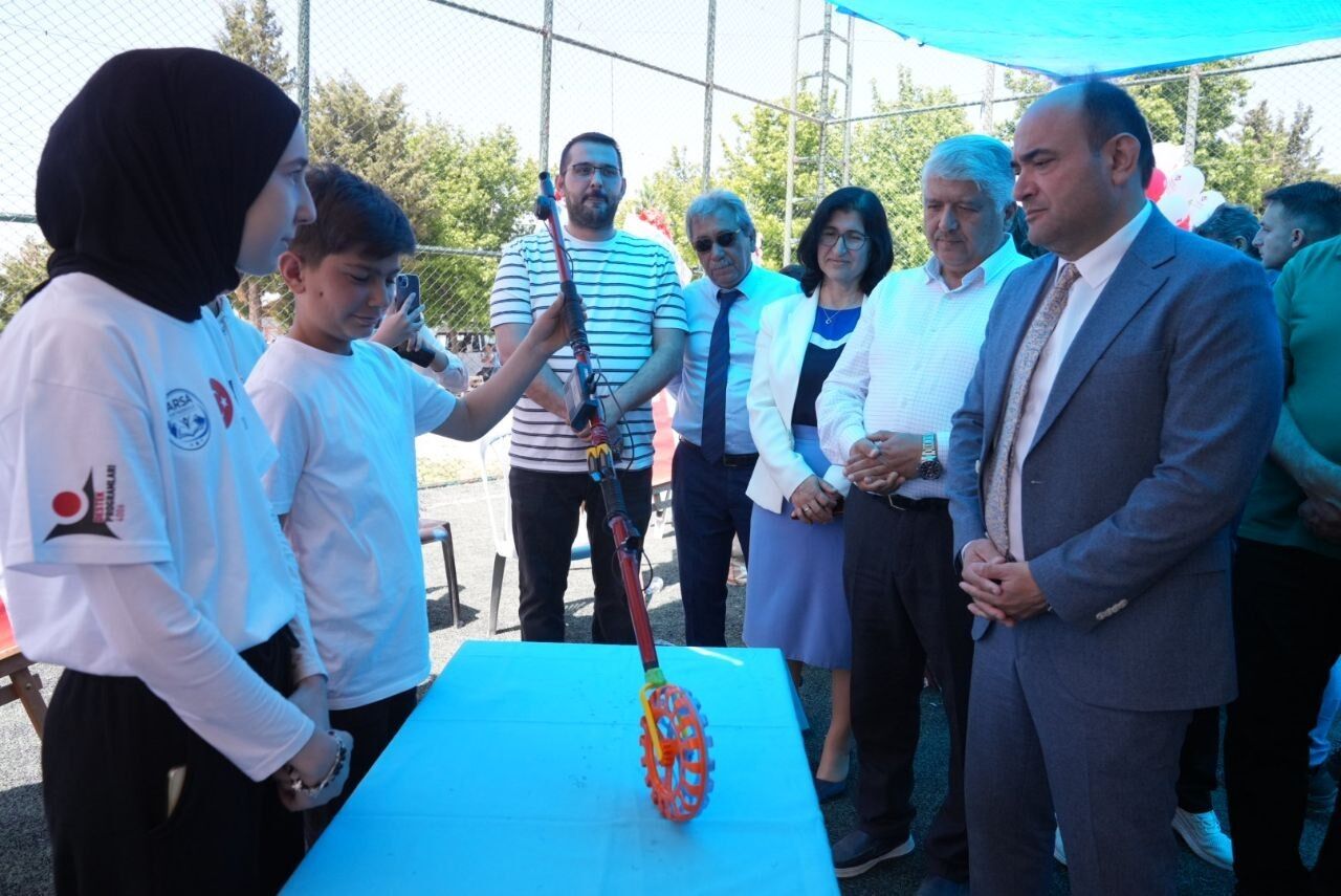Arsa Ortaokulu’nda Tübi̇tak 4006 Bilim Fuarı Büyük İlgi Gördü (20)