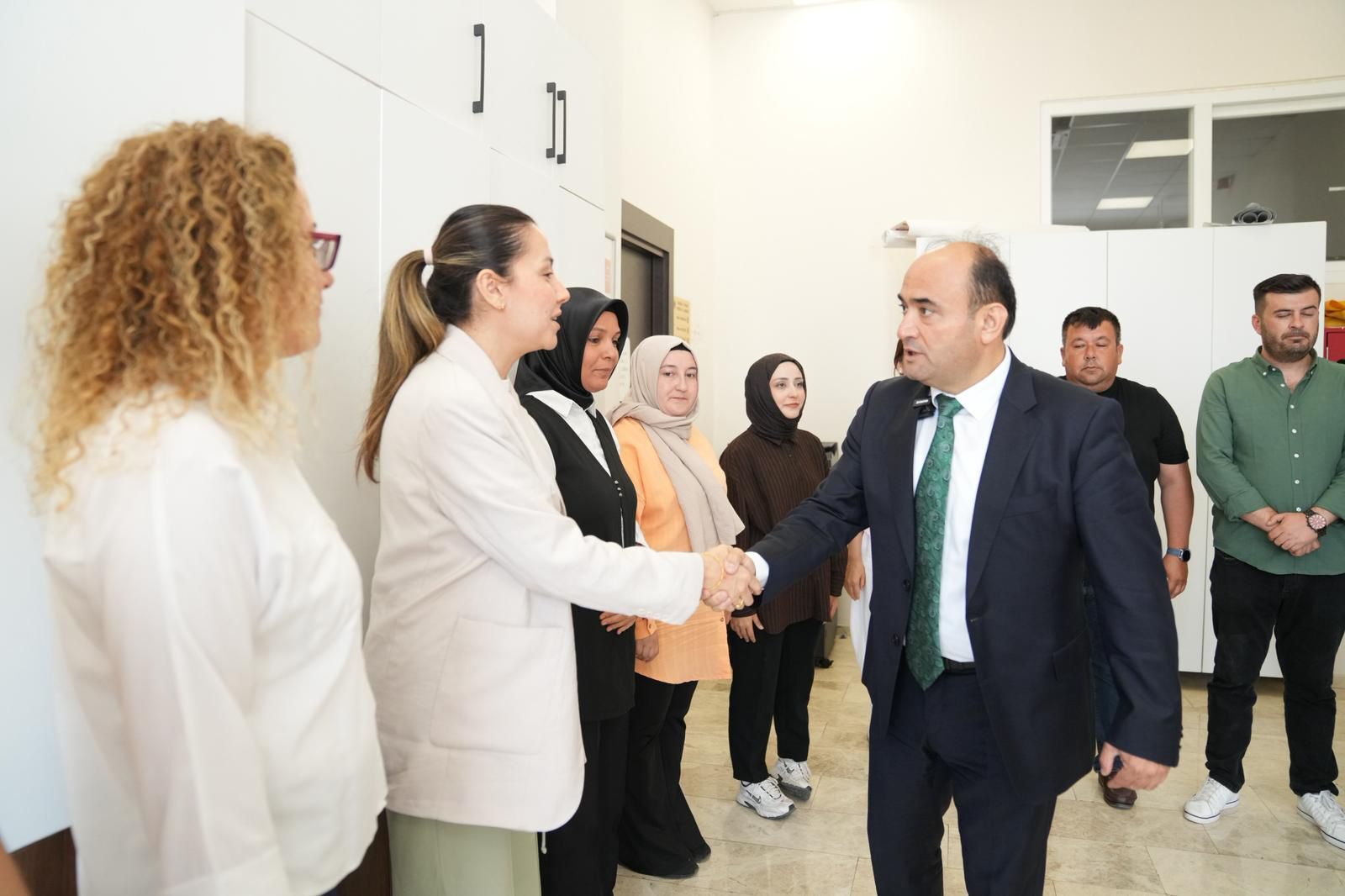 Başkan Akdenizli, Belediye Personeliyle Bayramlaştı (11)