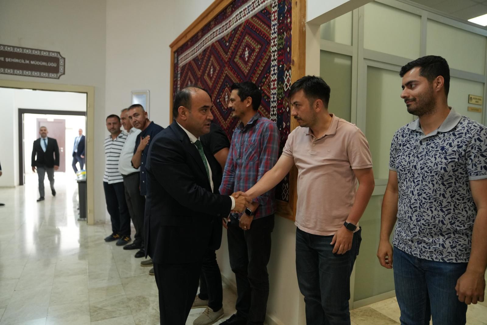 Başkan Akdenizli, Belediye Personeliyle Bayramlaştı (2)