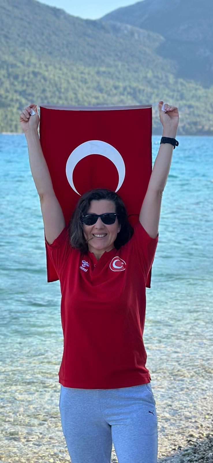 Buzun Altindan Tari̇he Geçen Türk Kadini Bi̇rgül Erken (1)