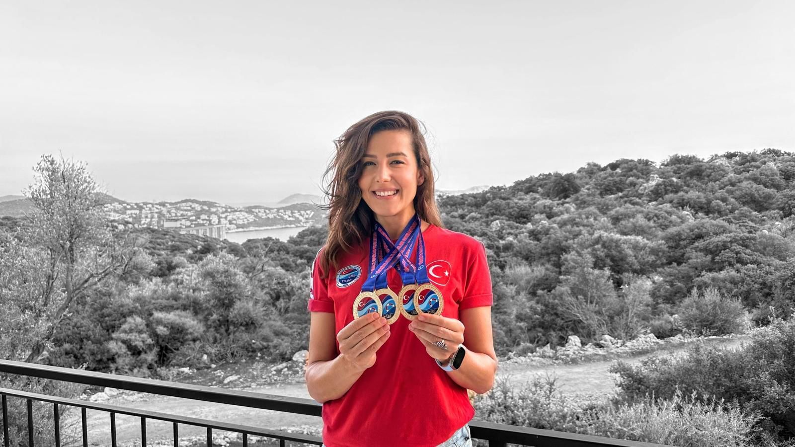 Buzun Altindan Tari̇he Geçen Türk Kadini Bi̇rgül Erken (17)