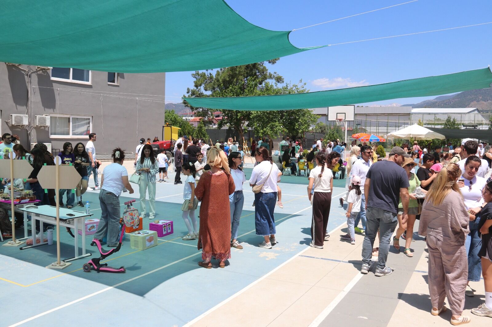 Egebil’de Çocuklar “Toprak Fest”Te Köy Yaşamını Deneyimledi (6)