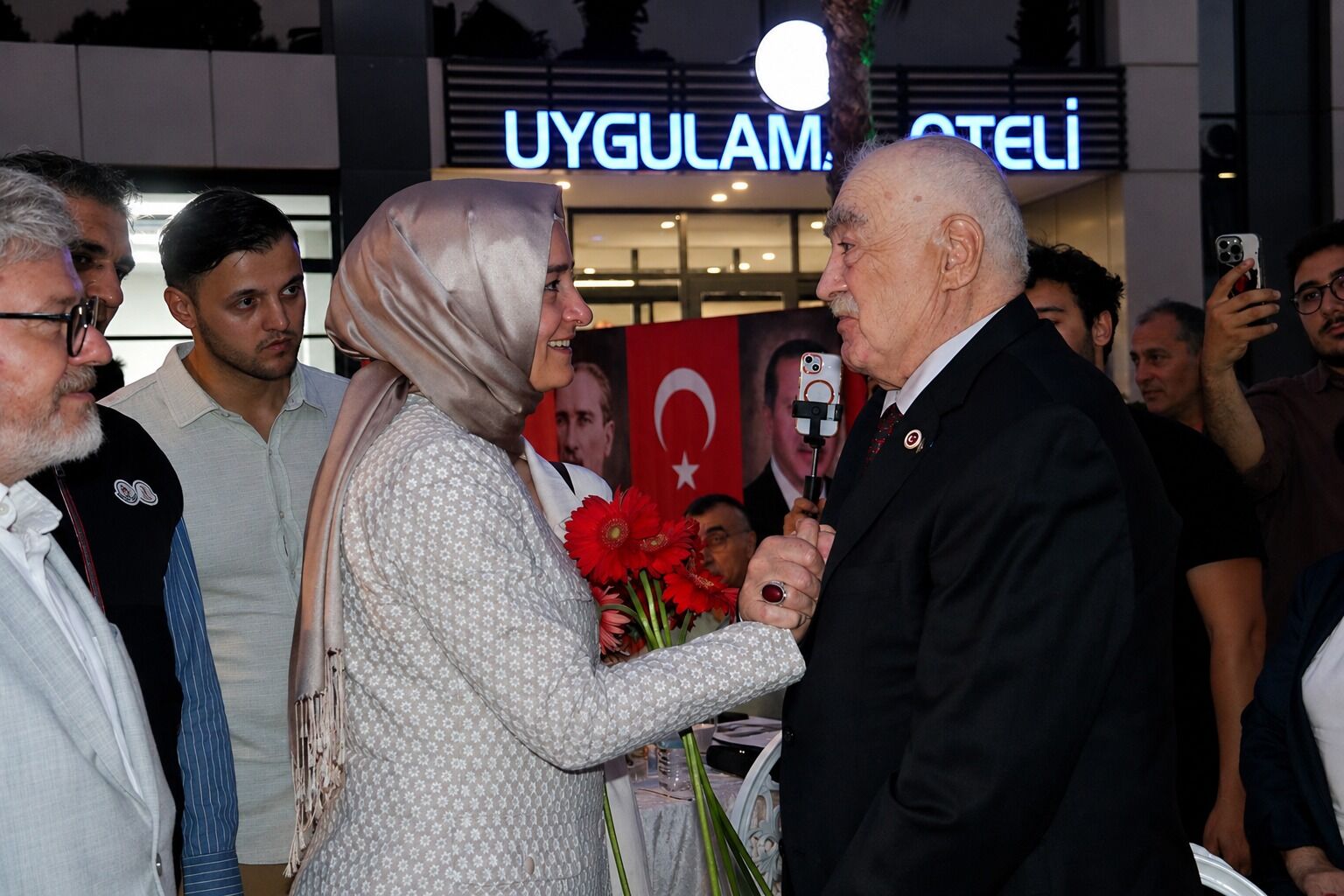 Fatma Betül Sayan Kaya, Fethiye’de Şehit Aileleri Ve Gazilerle Buluştu (21)