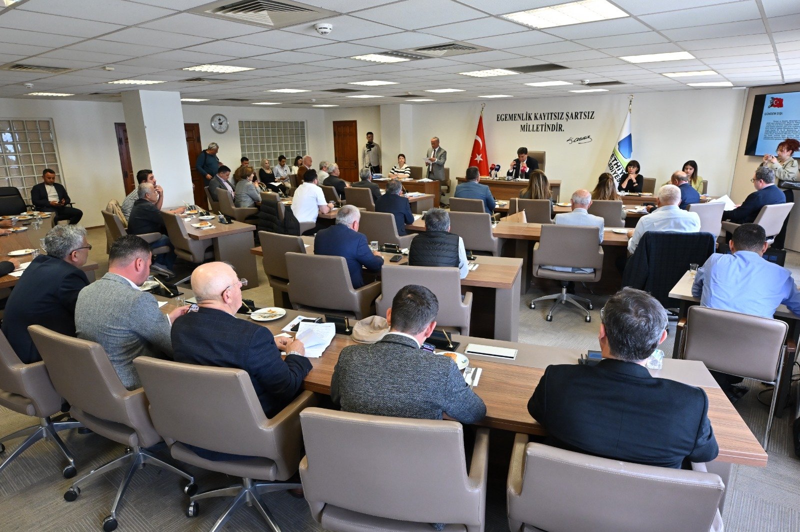Fethi̇ye Beledi̇yesi̇ Aylik Olağan Mecli̇s Toplantisi Yapildi (3)