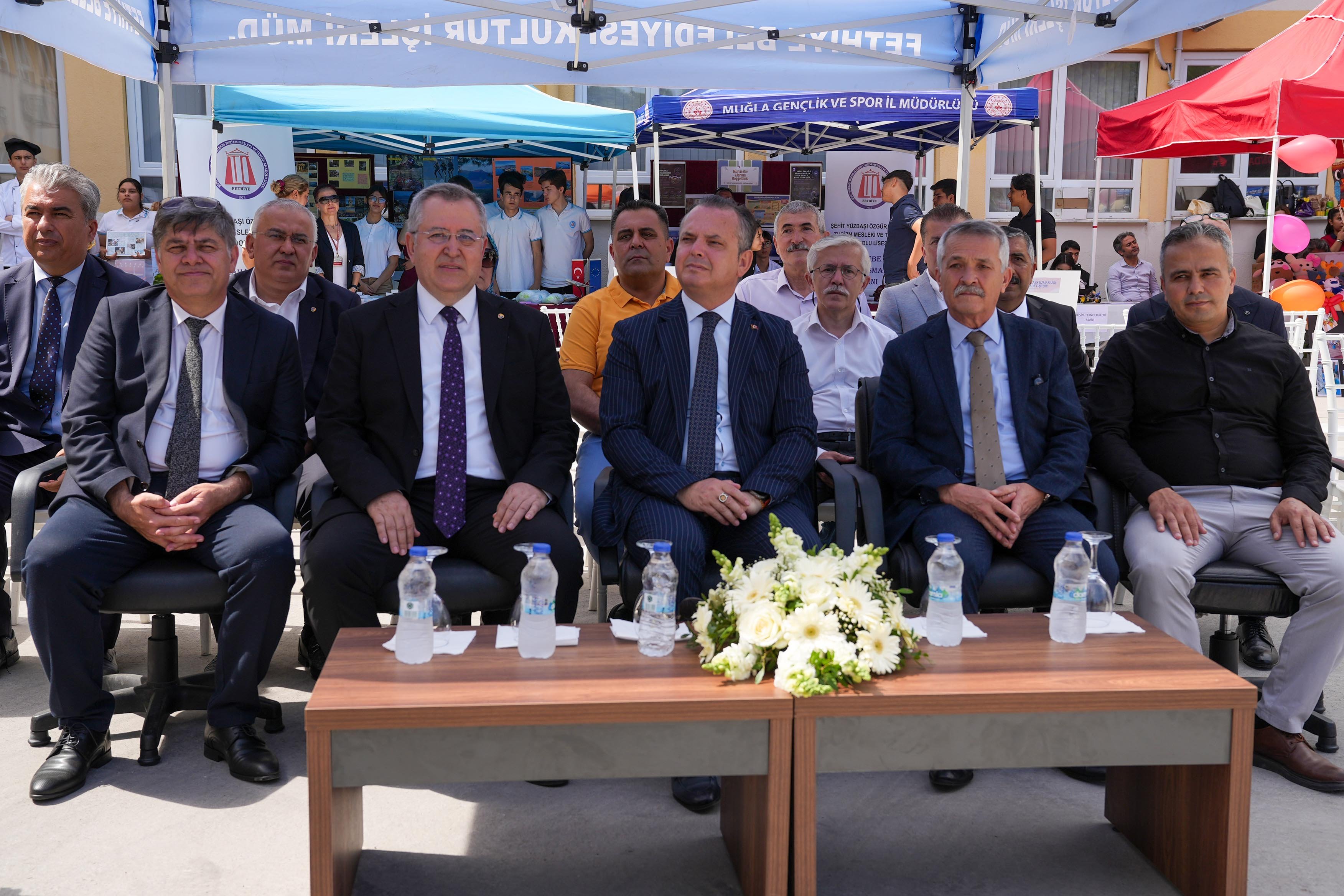 Fethi̇ye Mesleki̇ Eği̇ti̇m Fuari’nda Öğrenci̇ler Tarafindan Hazirlanan Proje Ve Ürünler Görücüye Çikti (1)