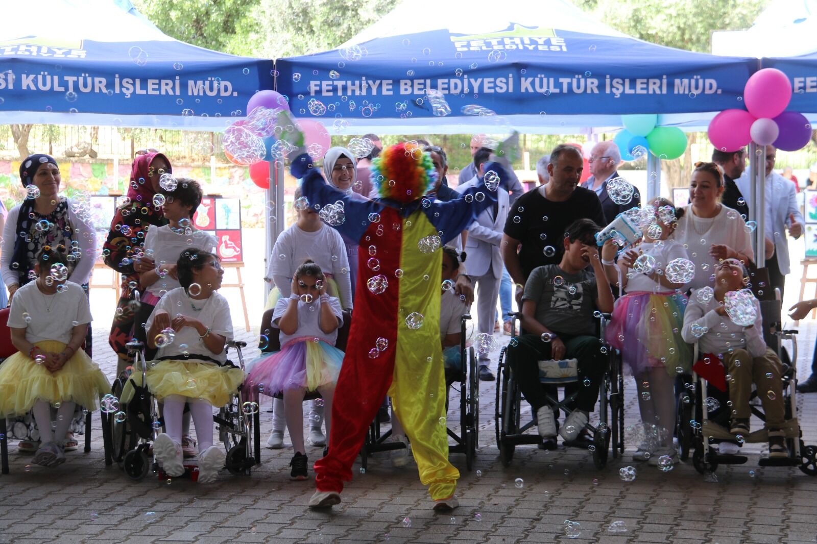 Fethiye’de “Engelsiz Hafta” Etkinlikleri Renkli Görüntülere Sahne Oldu (2)