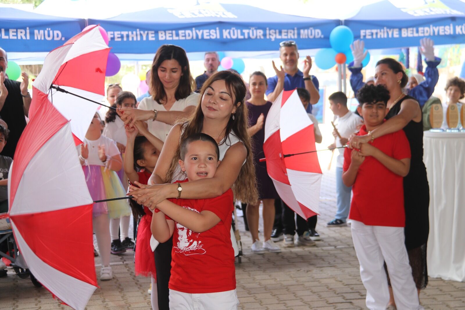 Fethiye’de “Engelsiz Hafta” Etkinlikleri Renkli Görüntülere Sahne Oldu (6)