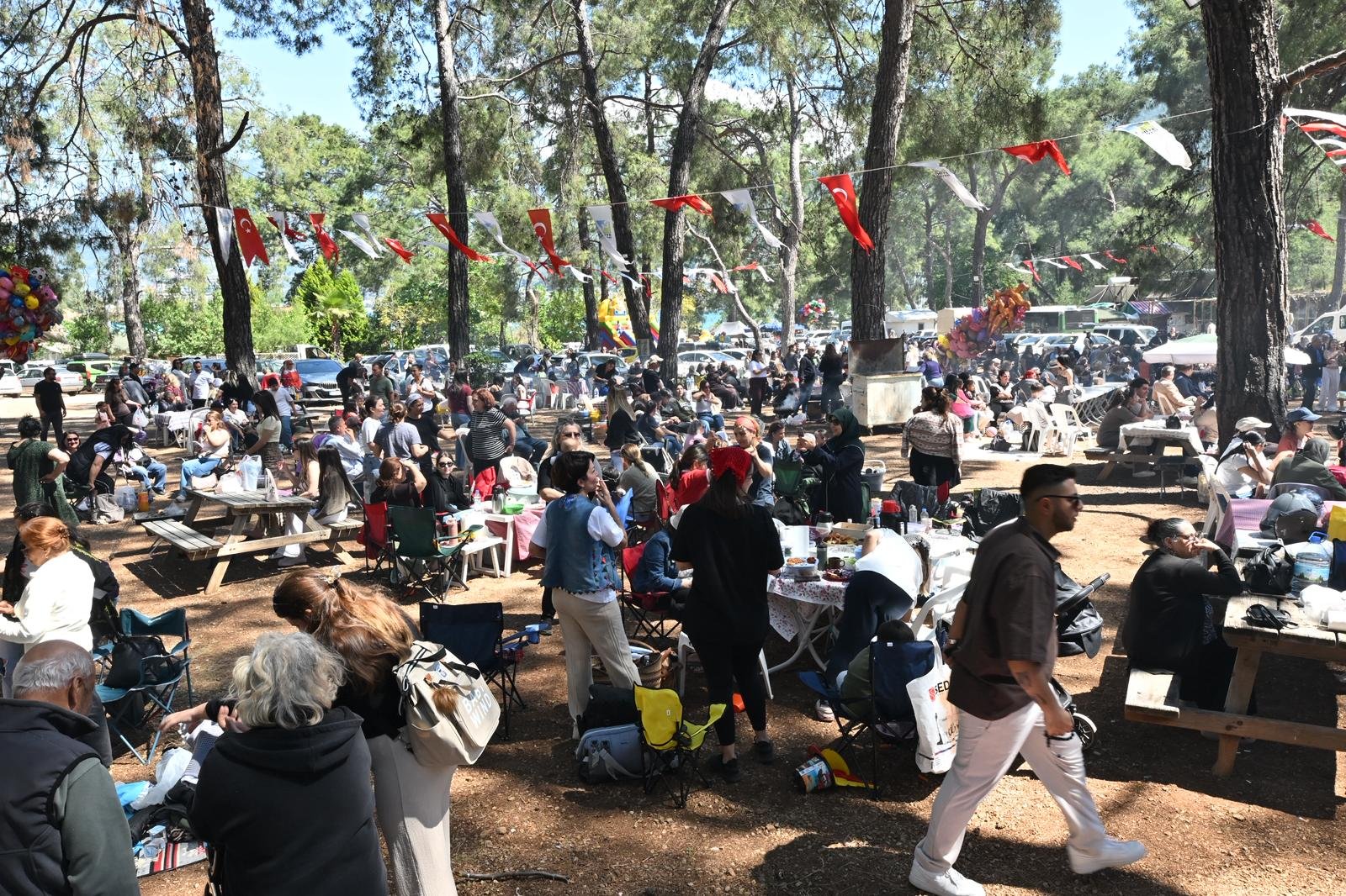 Fethiye’de Hıdrellez Coşkusu Aksazlar Koyu’nda Yaşandı (18)