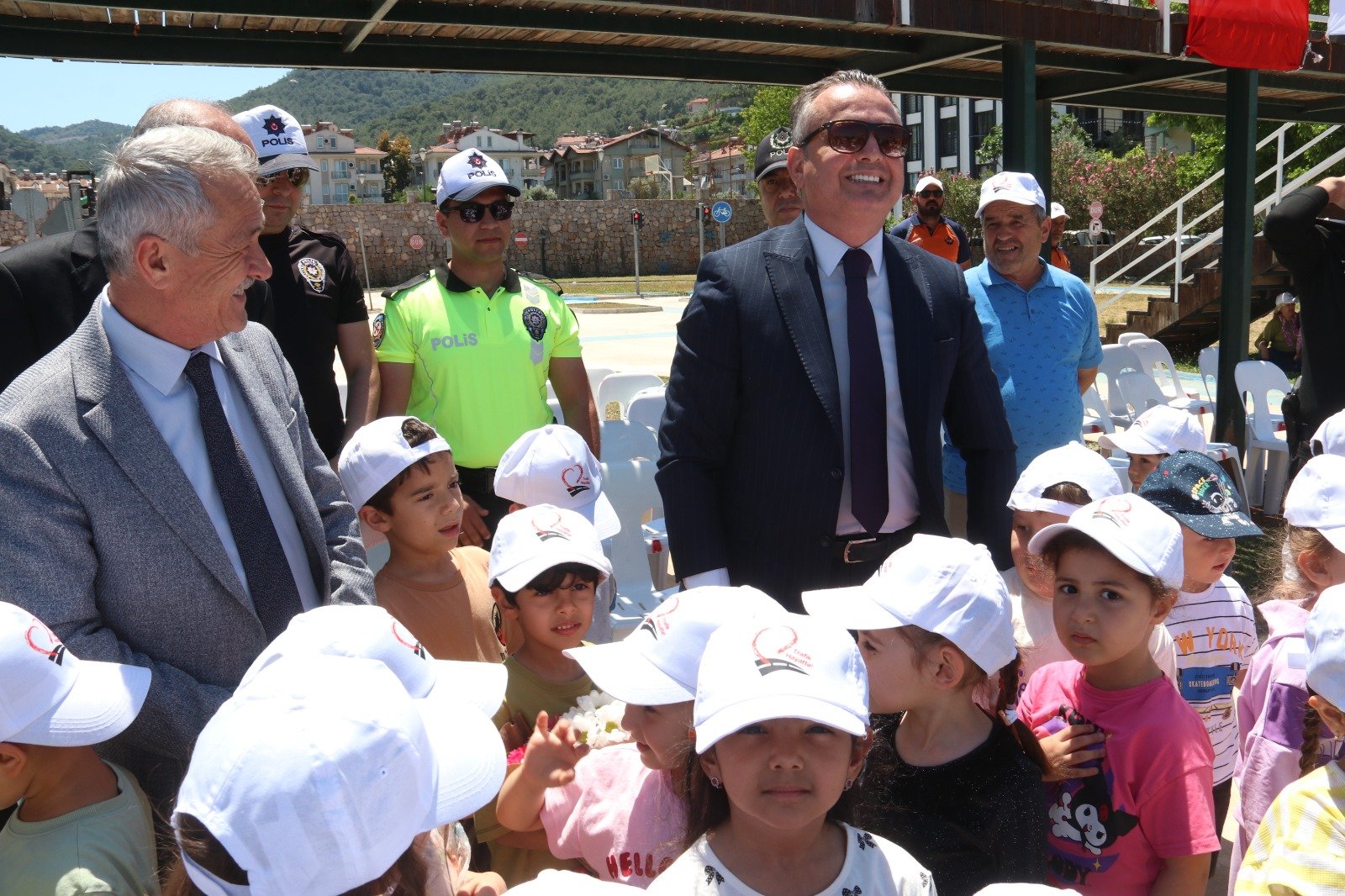 Fethiye’de Miniklere Uygulamalı Trafik Eğitimi (6)