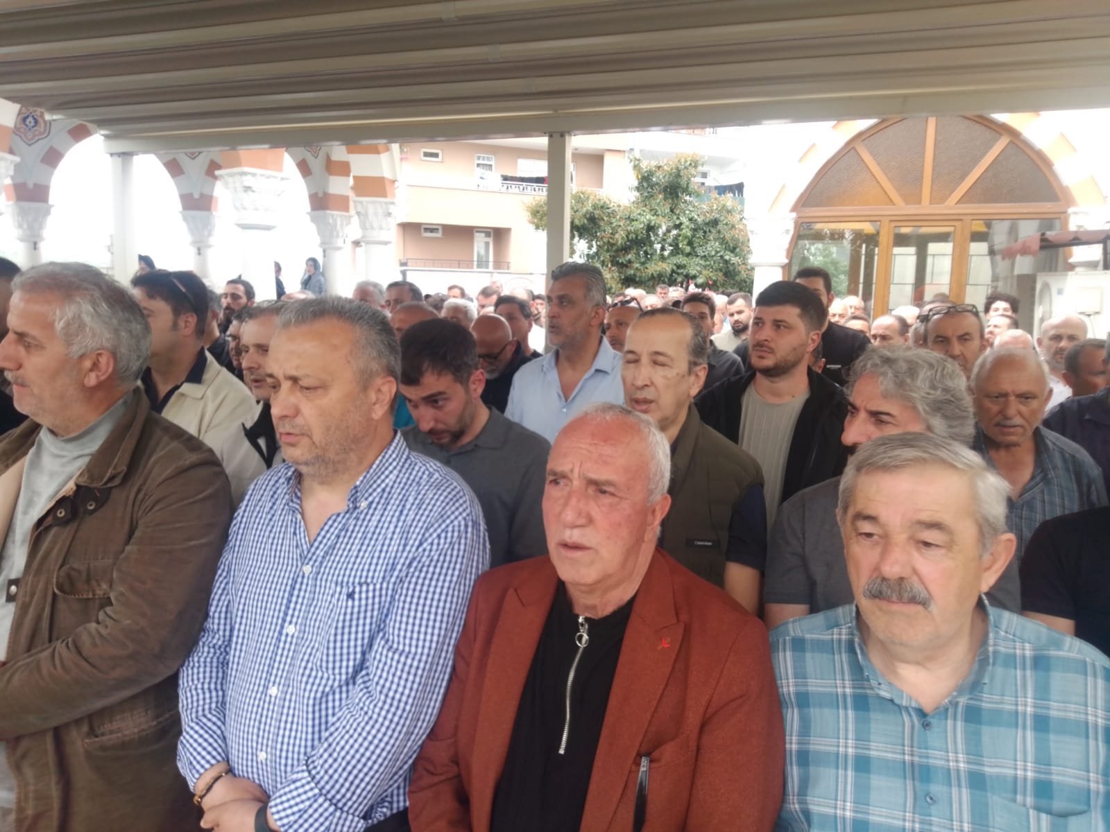 Fethiyespor Eski Başkanı İsmail Öztürk, Annesini Kaybetti (4)