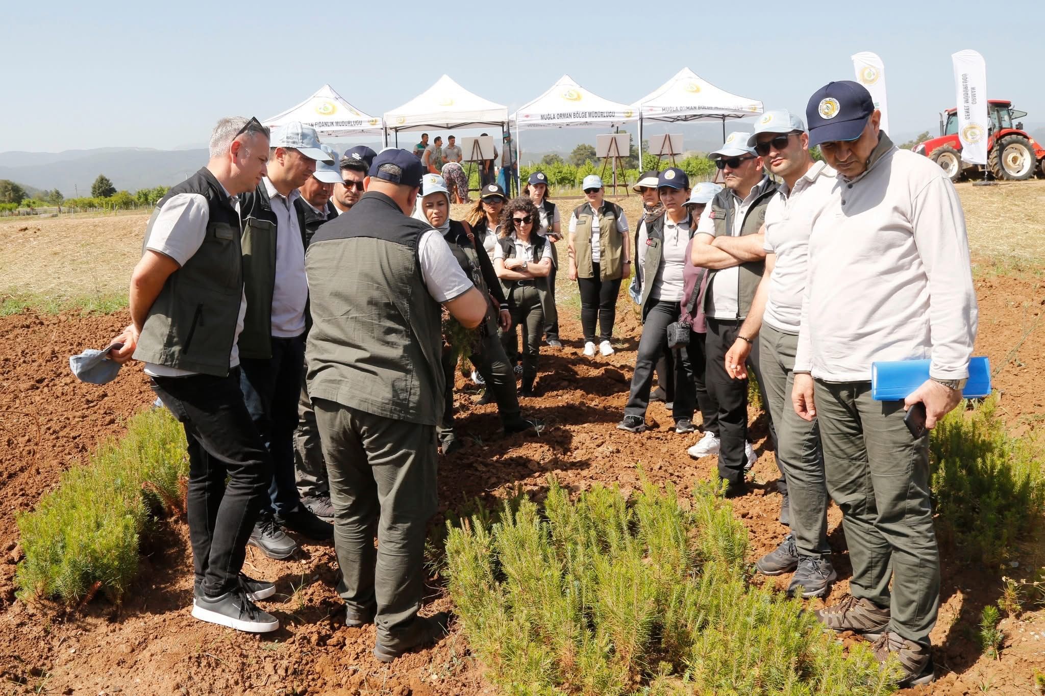Fi̇danlik Eği̇ti̇m Semi̇neri̇ Fethi̇ye’de Gerçekleşti̇ri̇ldi̇ (3)
