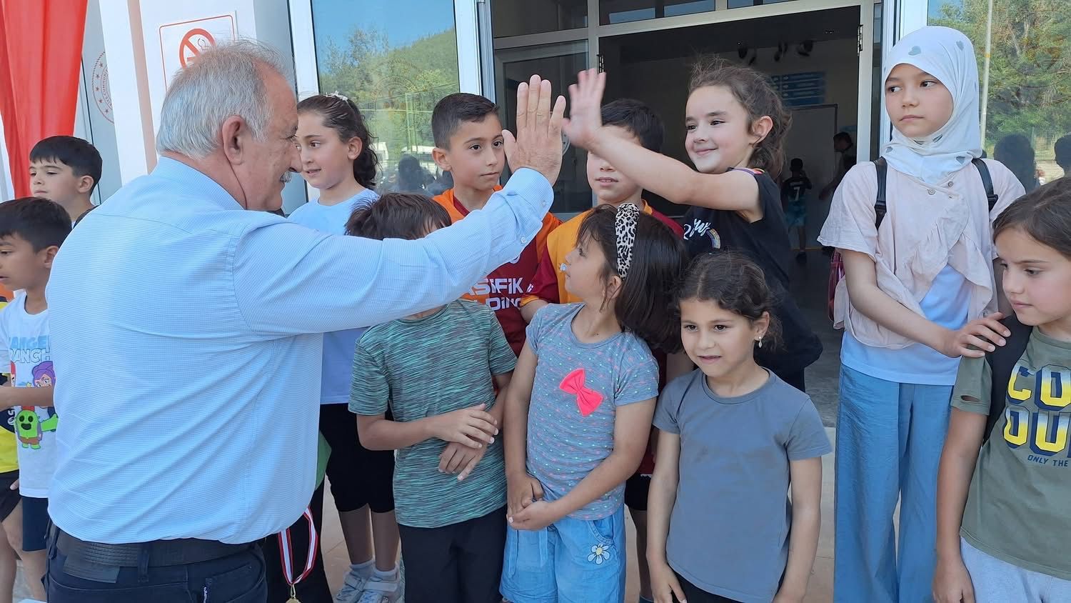 Geleneksel Çocuk Oyunlari Şenli̇ği̇ Ödül Töreni̇yle Sona Erdi̇ (4)