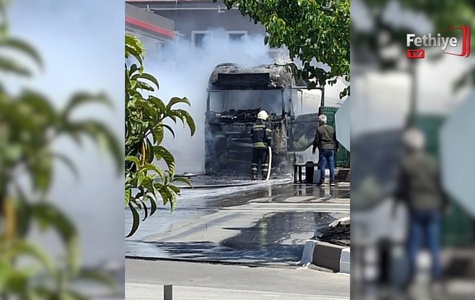 Göcek’te Akaryakıt İstasyonunda Korkutan Tır Yangını