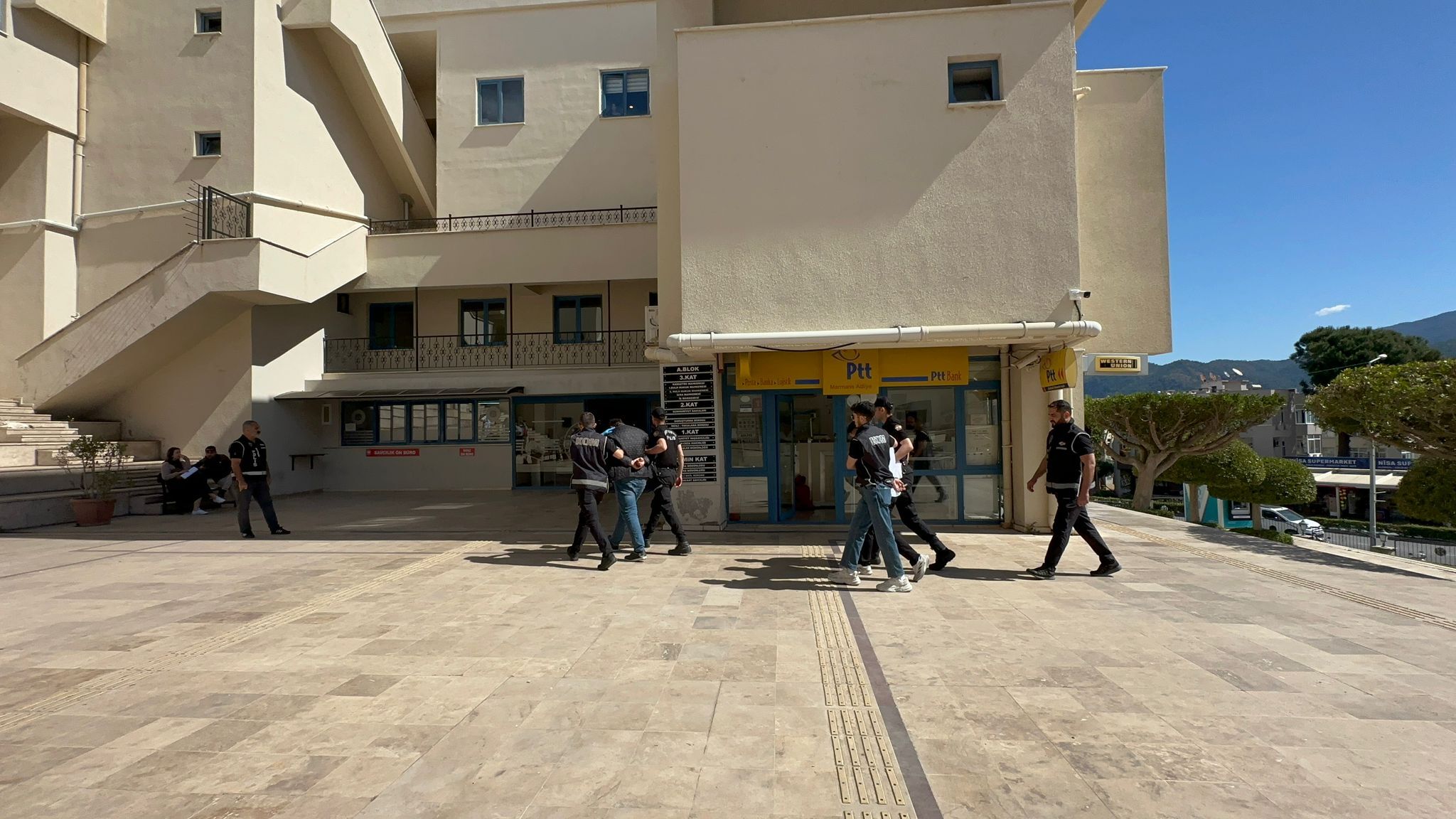 Marmari̇s Cumhuri̇yet Başsavciliğindan Suç Örgütü Operasyonu (2)