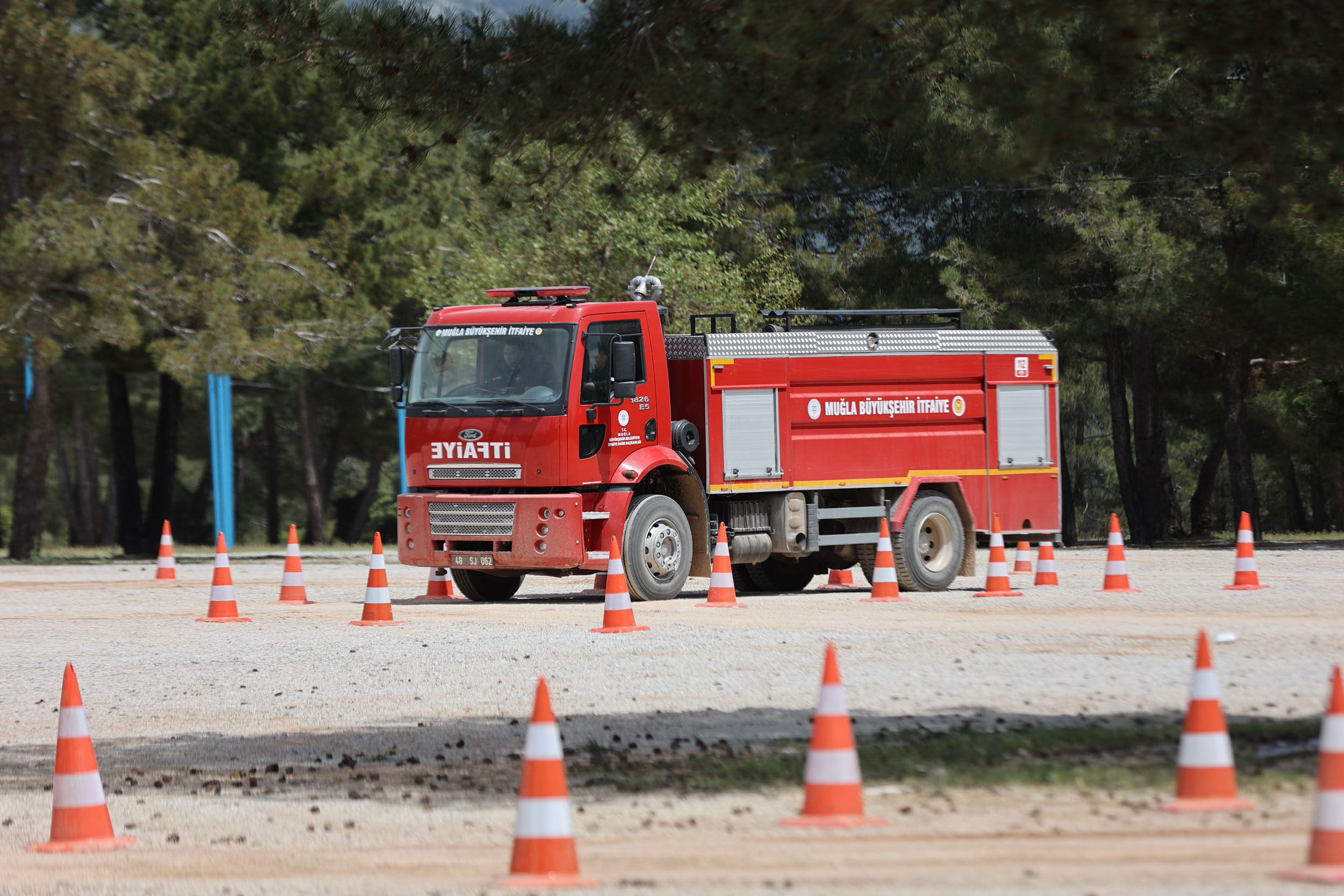Muğla Büyükşehir Belediyesi İtfaiye Personeline Kapsamlı Eğitim Desteği (5)