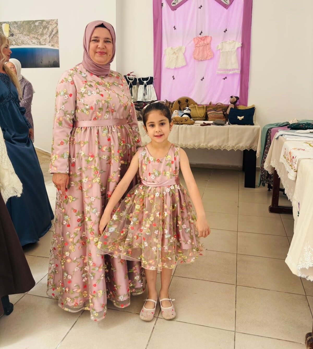 Ölüdeniz’de El Emeği Göz Nuru Giyim Sergisi Göz Kamaştırdı (8)