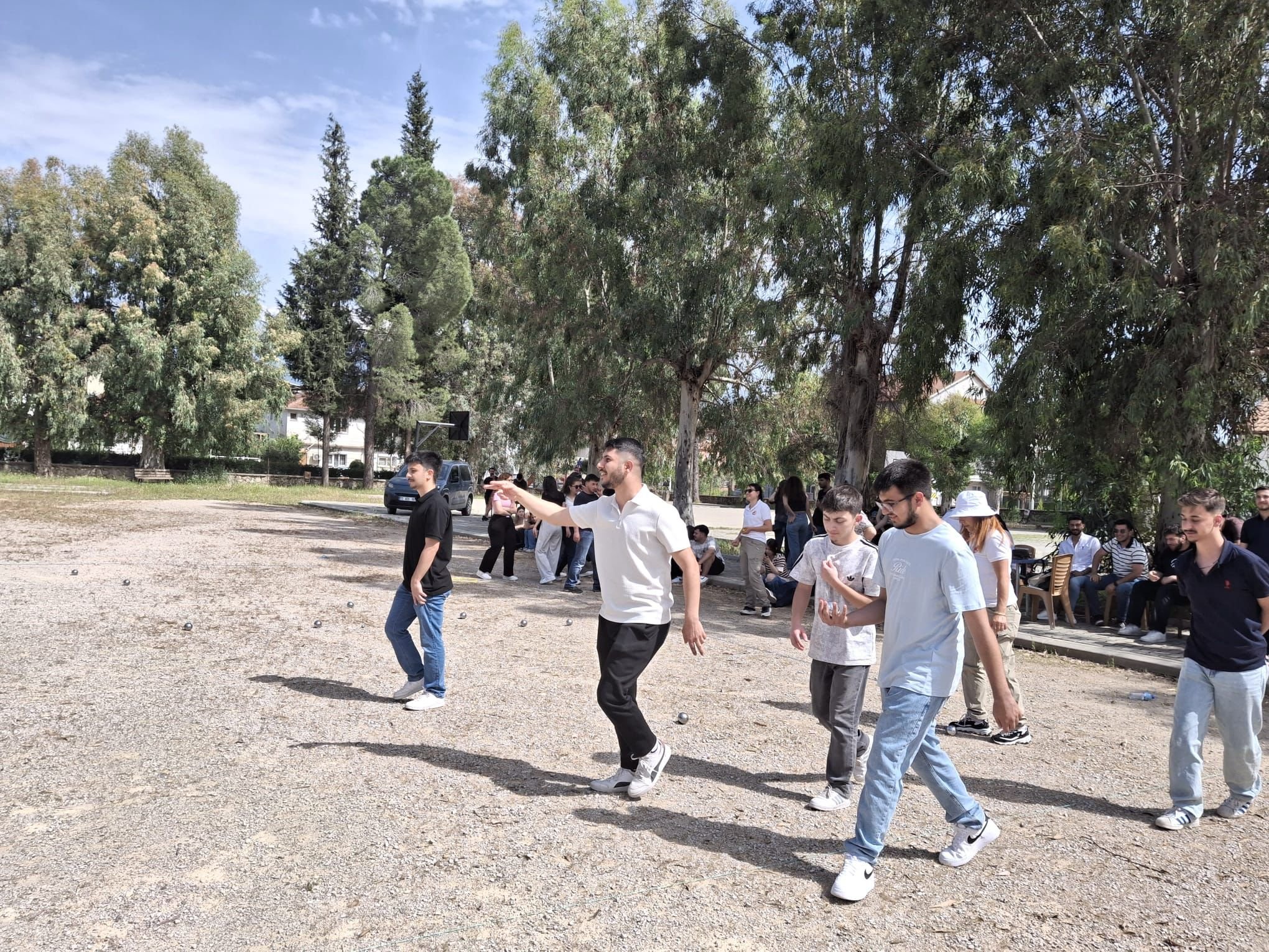 Seydi̇kemer’de Üni̇versi̇teli̇ler Arasi Bocce Turnuvasi Düzenlendi̇ (4)