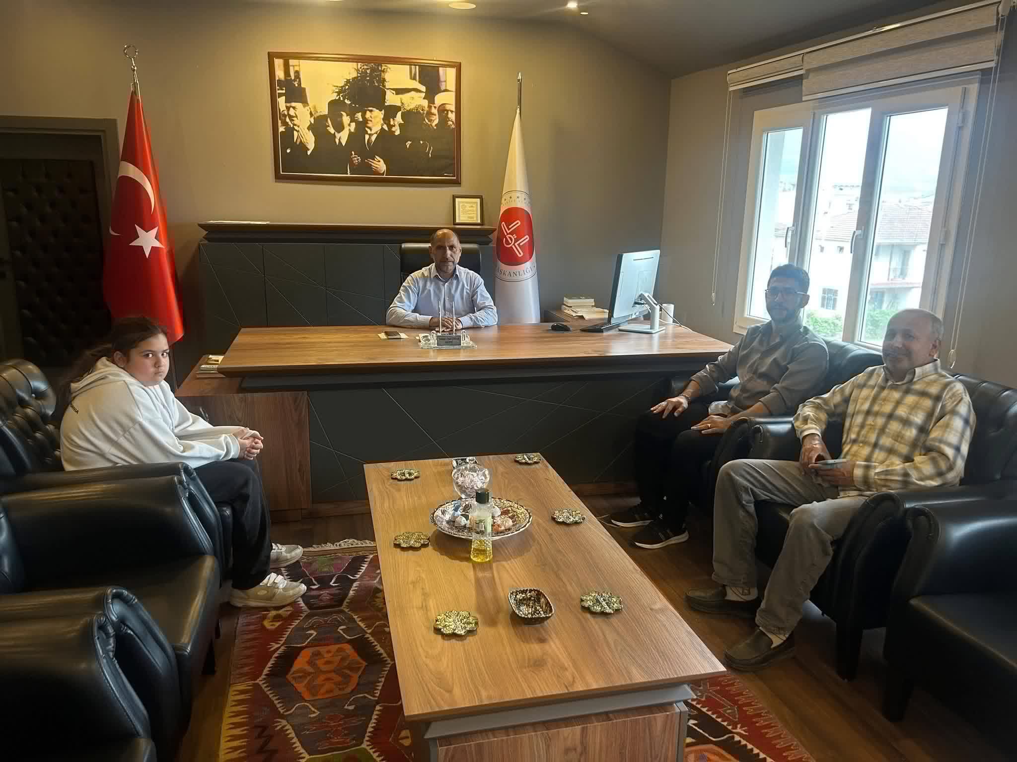 Seydi̇kemerli̇ Mi̇ni̇k Yürekten Fi̇li̇sti̇n’e Anlamli Destek (1)