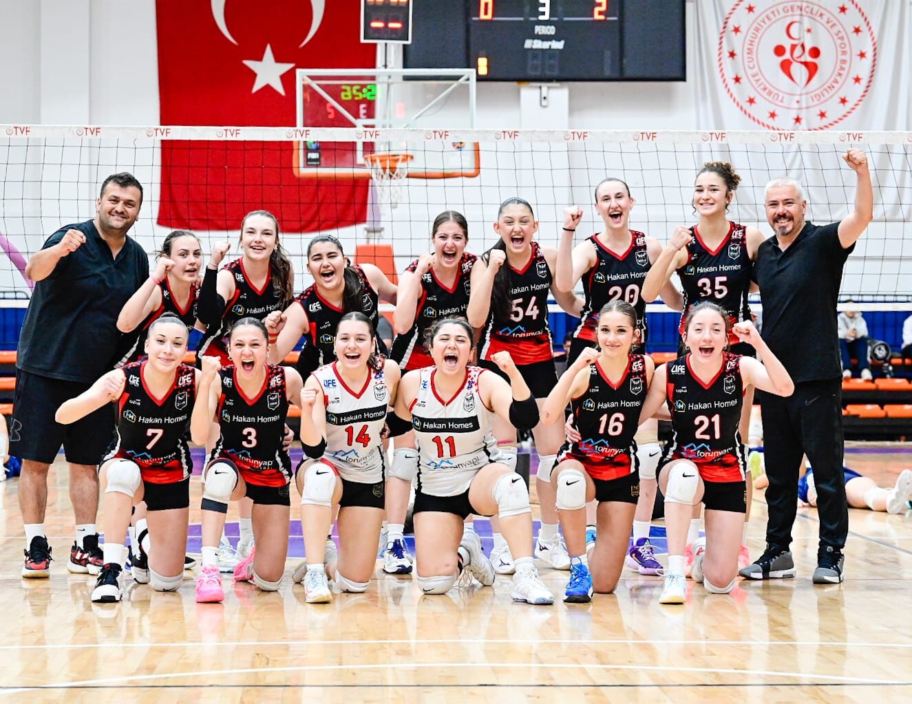 Zirve Voleybol’dan Bir İlk Daha (1)
