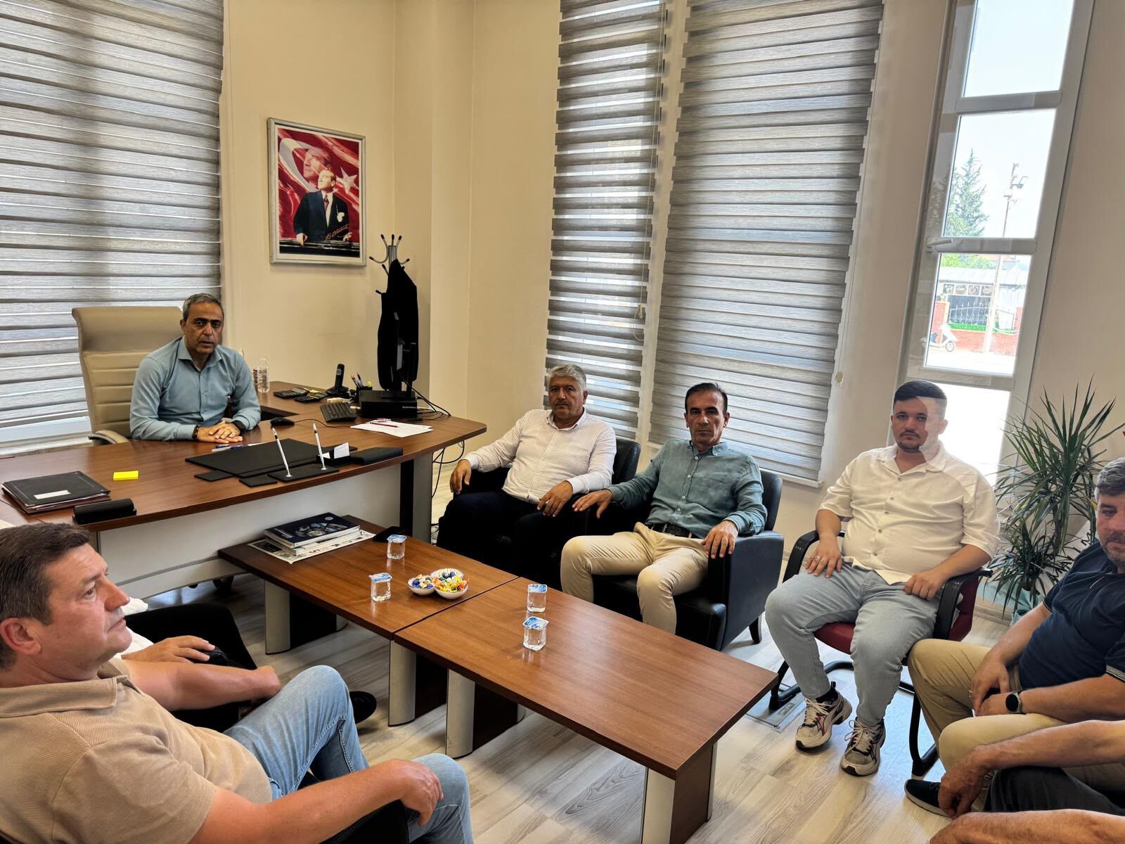 Ak Parti̇ Seydi̇kemer Teşki̇lati’ndan Kamu Kurumlarina Zi̇yaret (4)