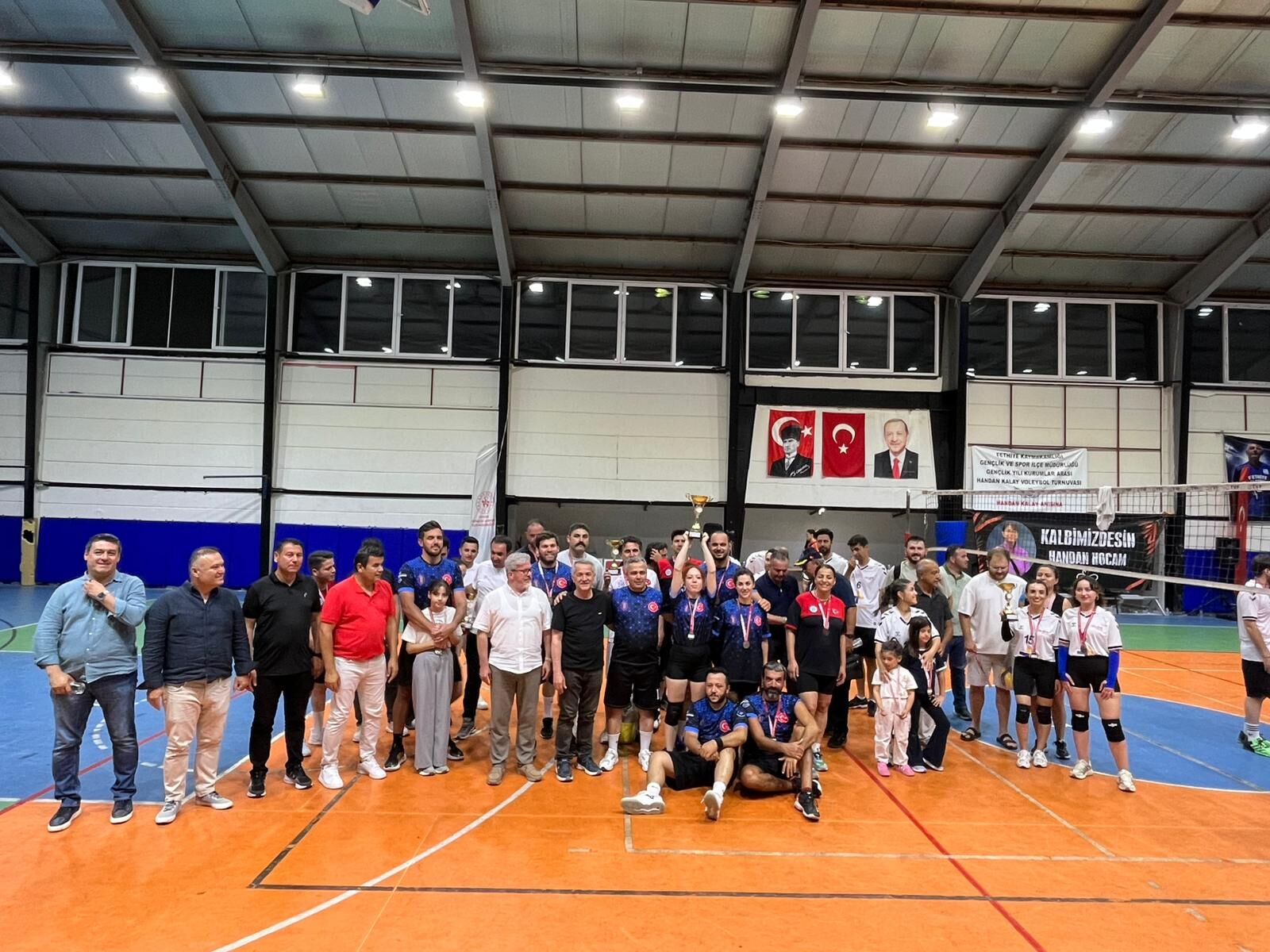 Fethiye Esnaf Odası, Voleybolda Şampiyon Oldu (4)