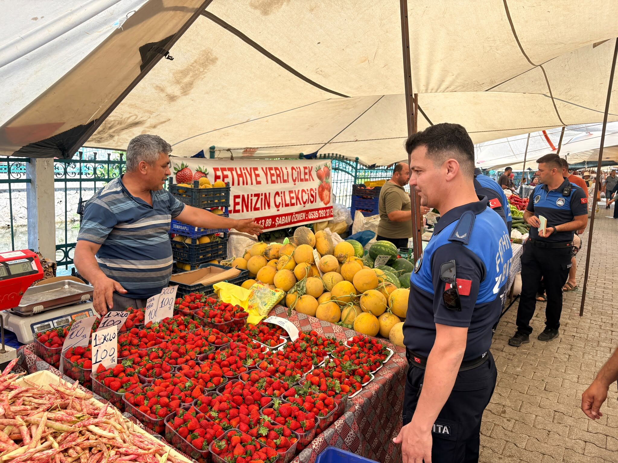 Fethiye Üretici Pazarı’nda Sıkı Denetim (10)