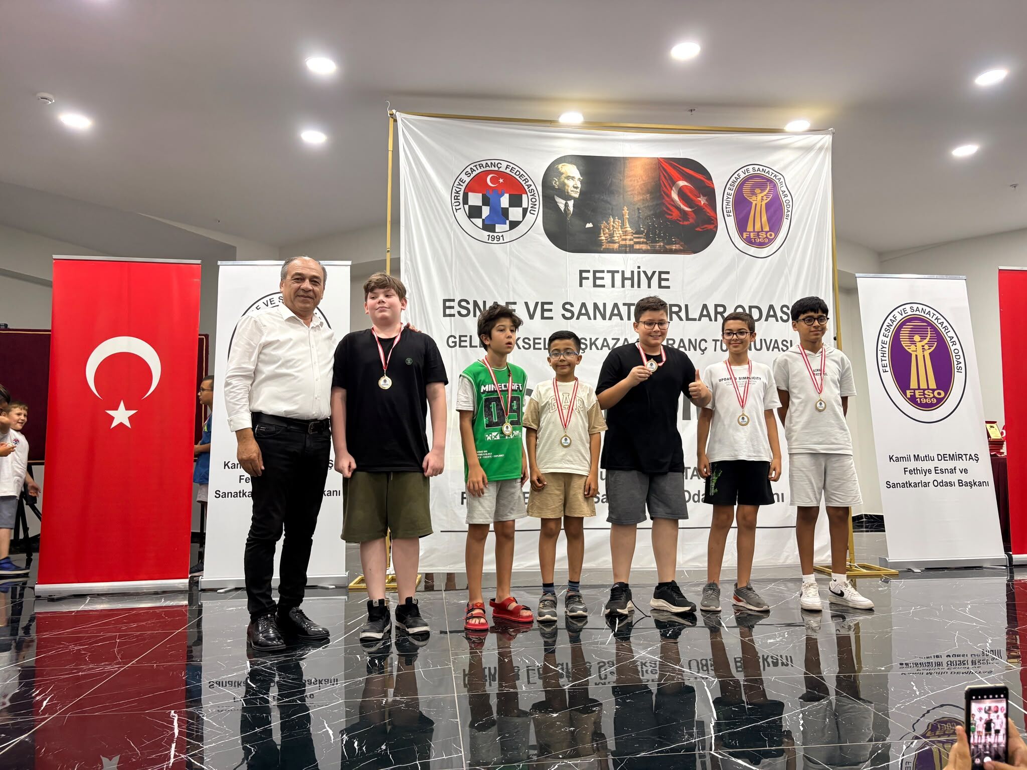 Fethiye’de Beşkaza Satranç Turnuvası Ödül Töreniyle Tamamlandı (7)