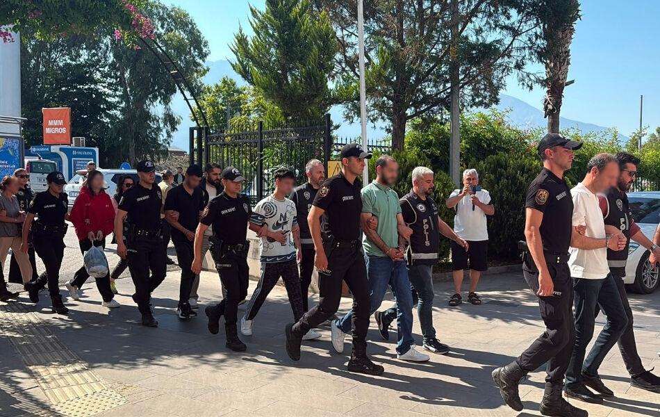 Fethi̇ye'de Geleceği̇n Sağlikçilari Kep Atti (1)
